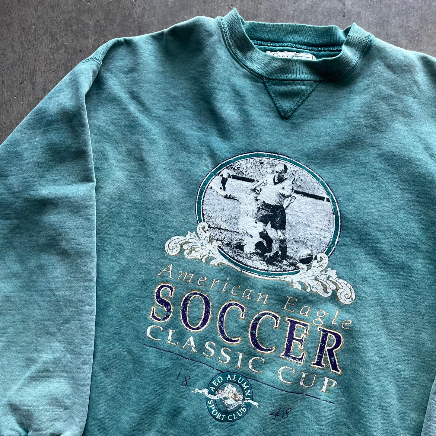 L 90s AE Soccer Crewneck