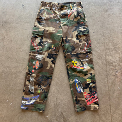33x32 2019 Vetements Sticker Camo Pants