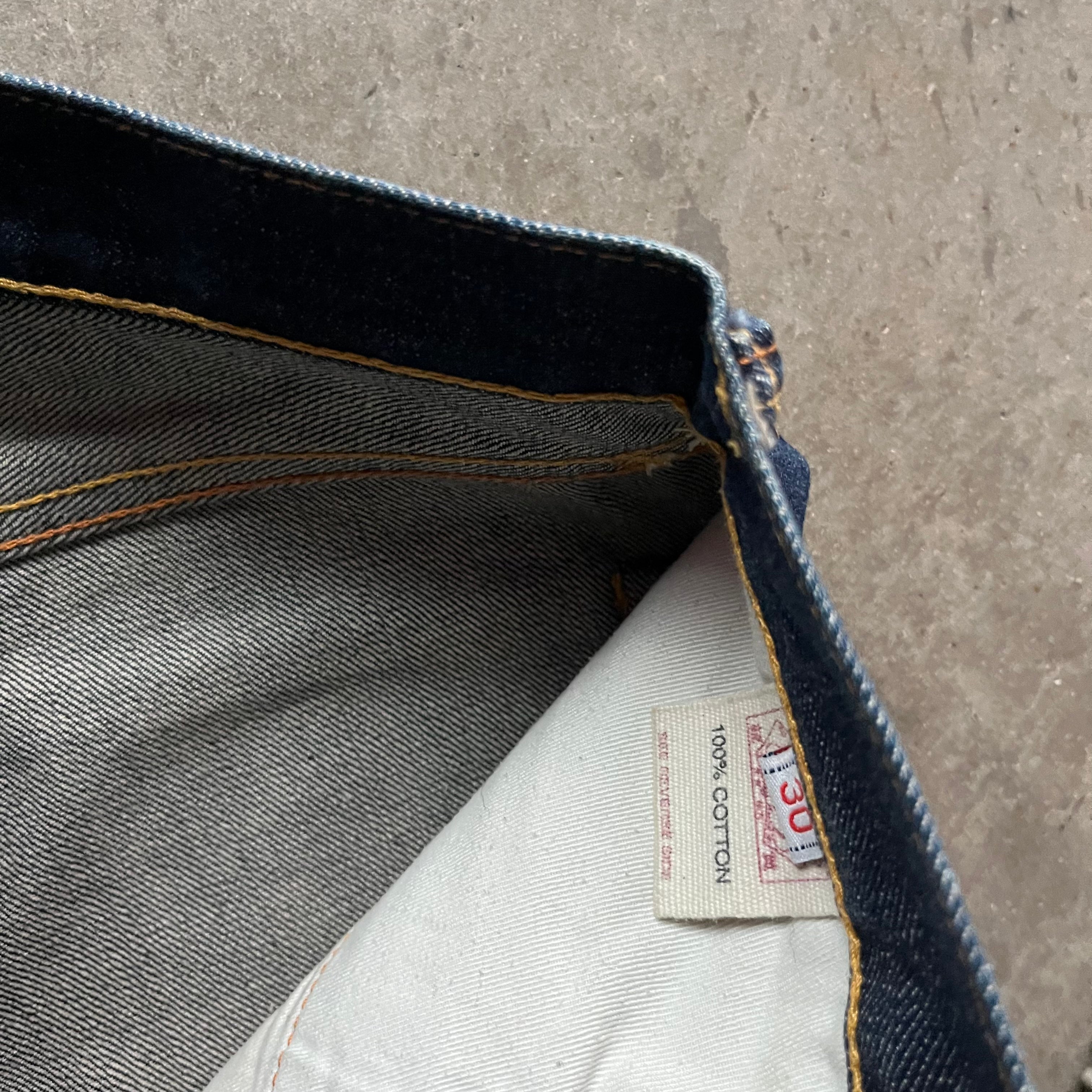 30x26 00s Smiley Face Evisu Jeans