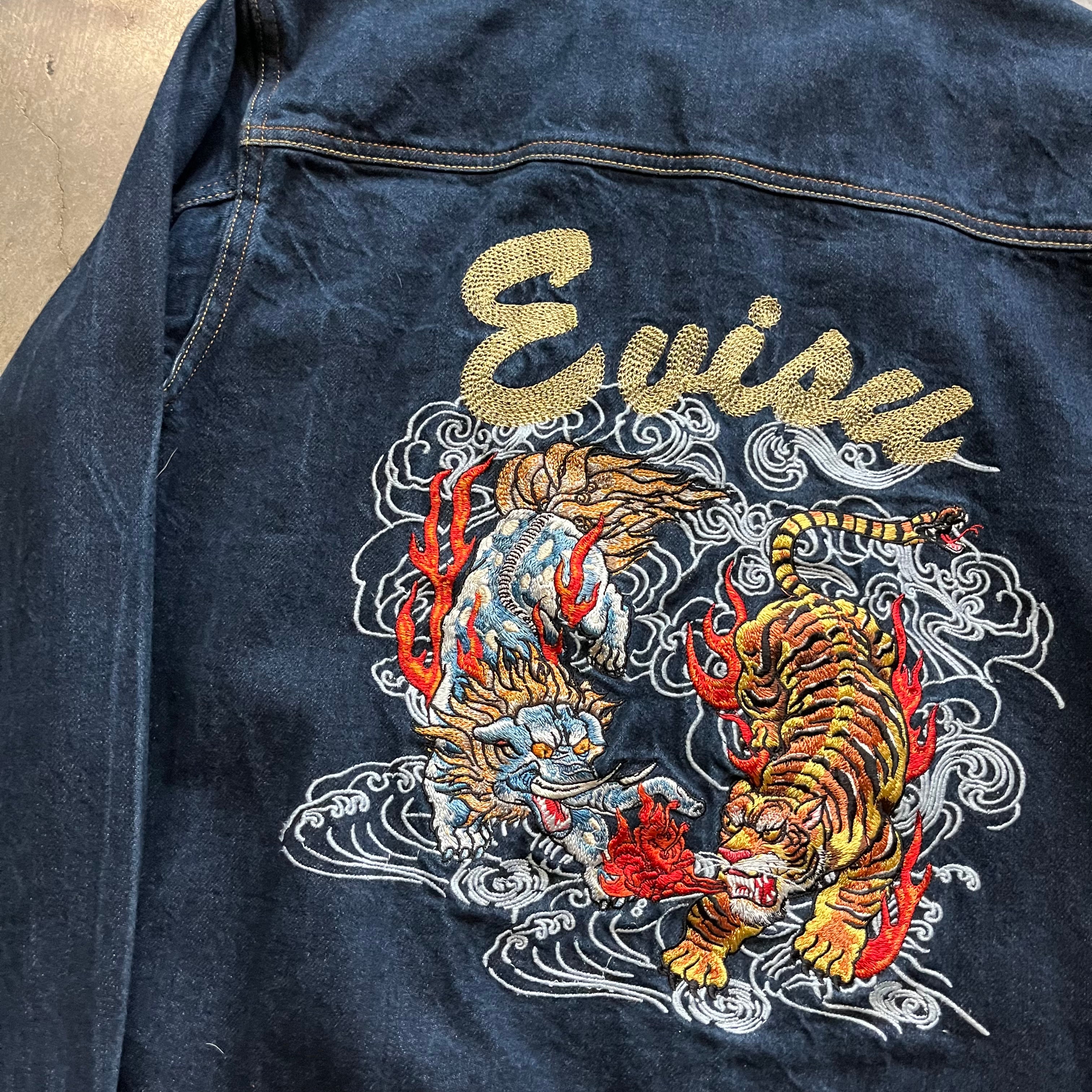 L 00s Tiger Embroidered Evisu Jacket
