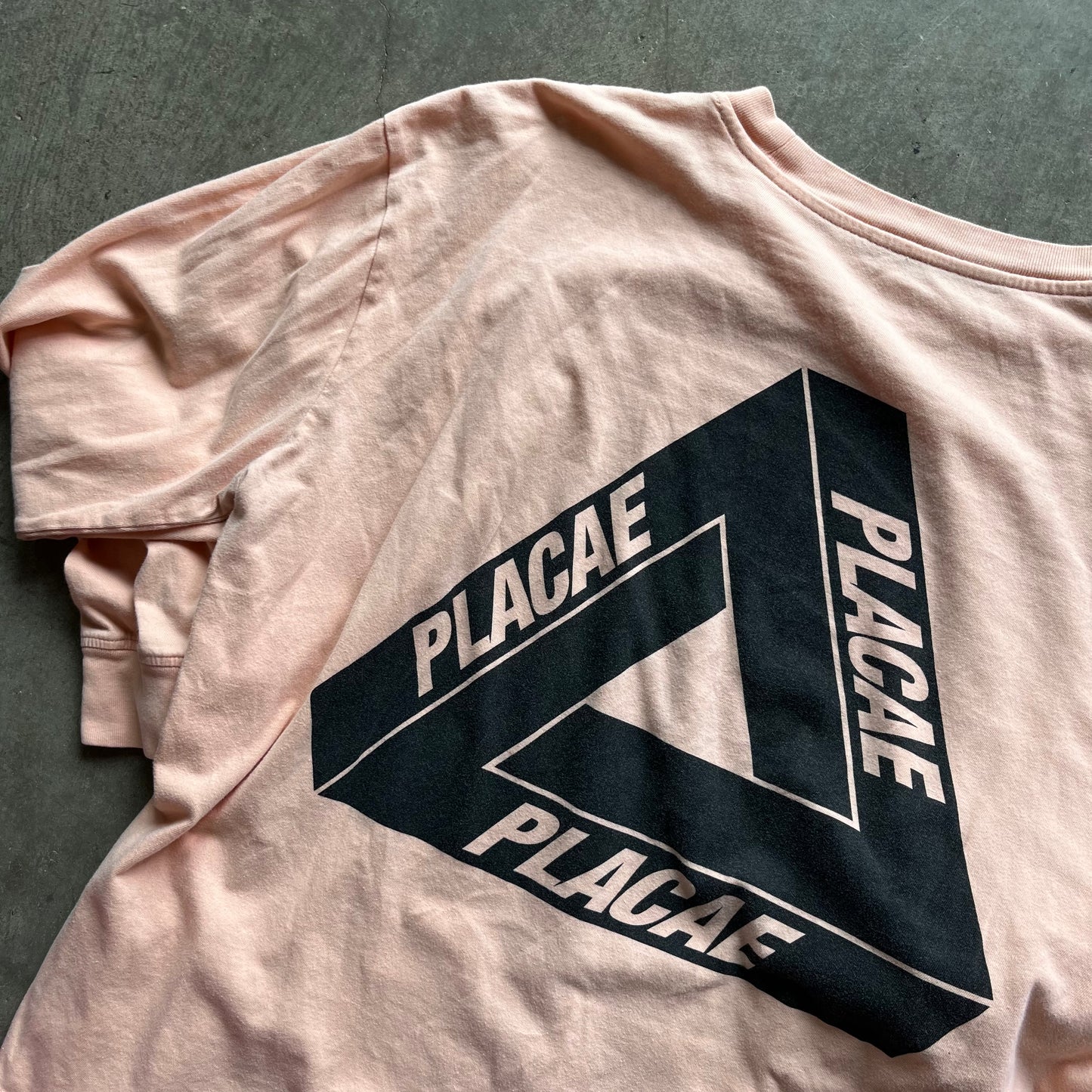 XL Placae Palace Tee