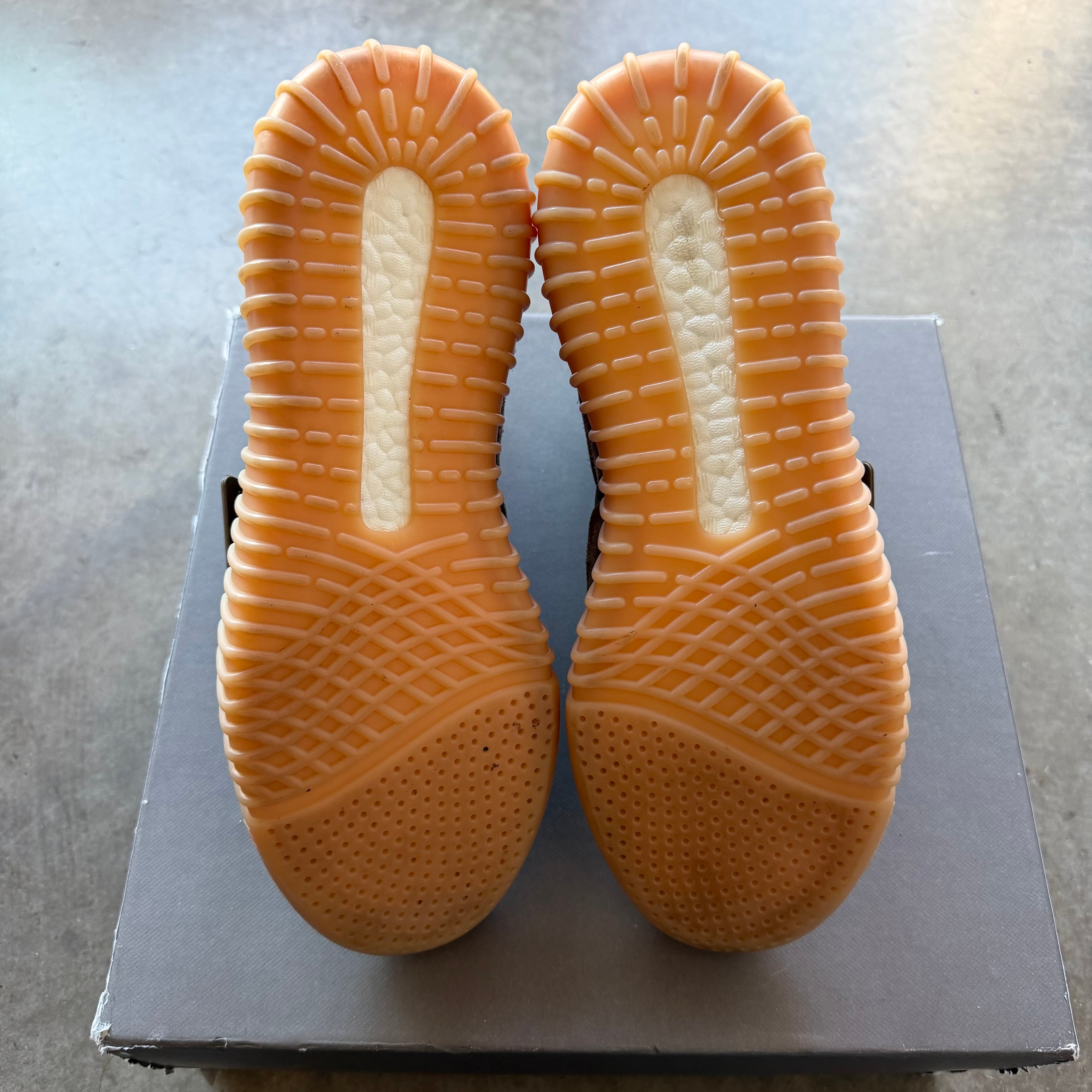 9.5 Used Yeezy 750 Chocolate