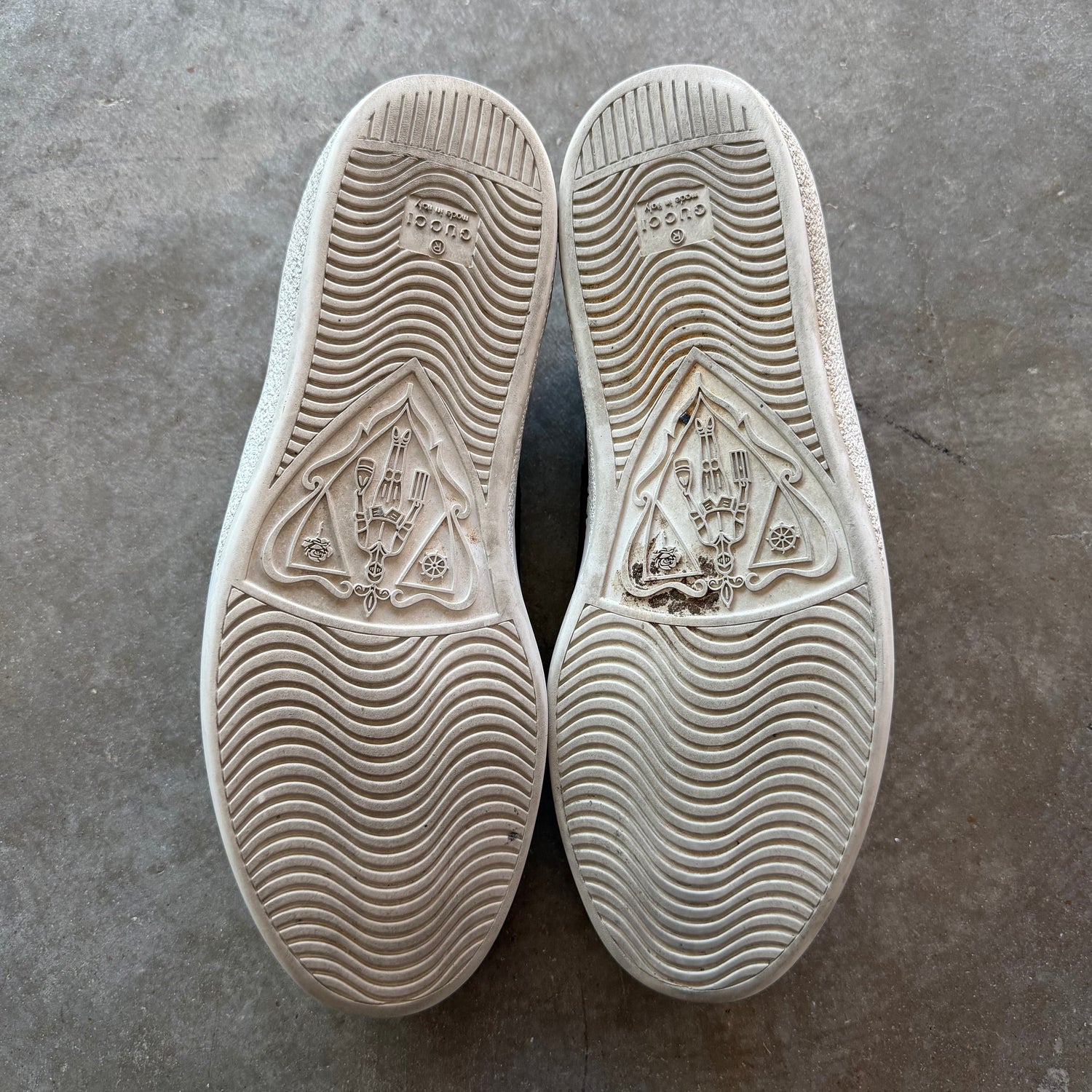 10 Used Gucci Ace Black Monogram