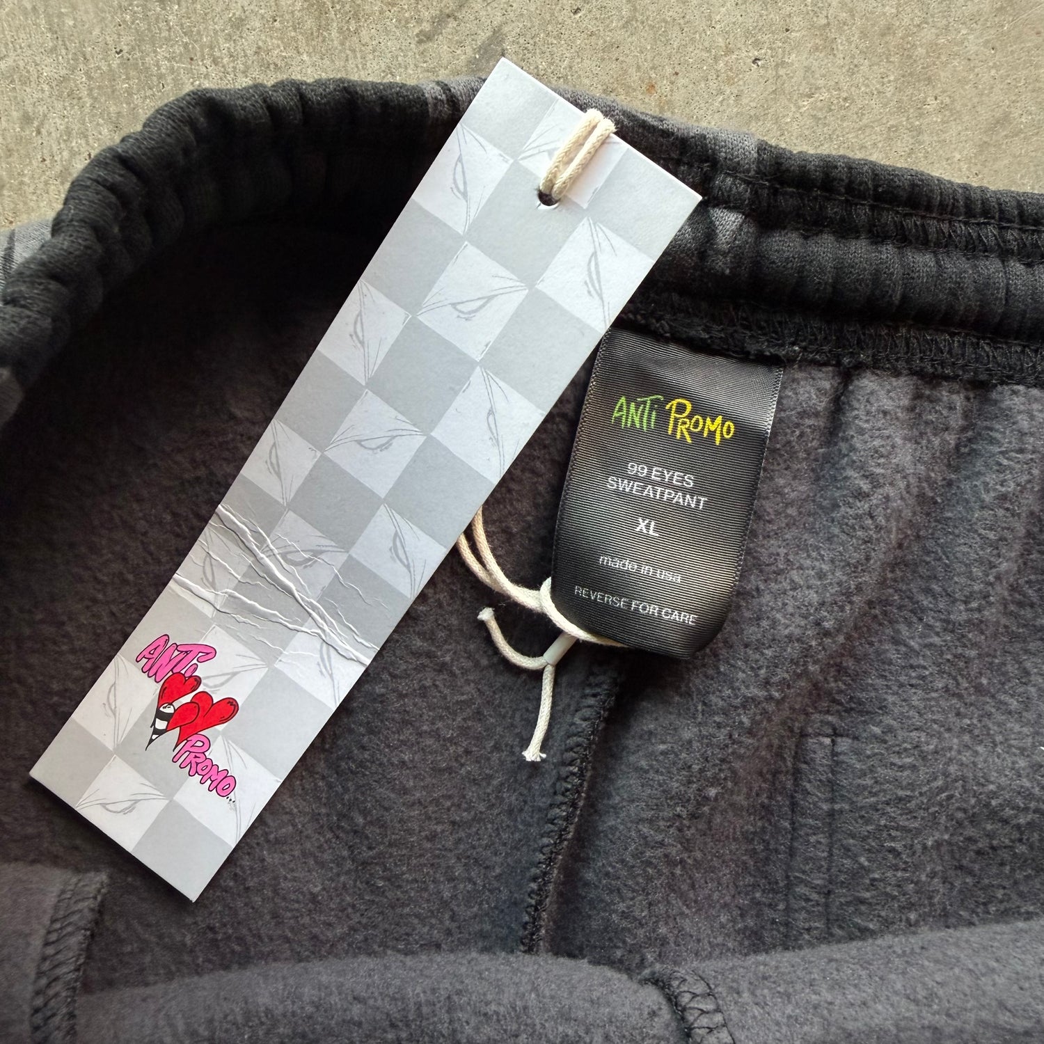 XL NWT Matty Boy 99 Eyes Anti Promo Sweats