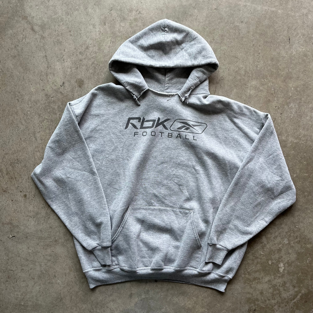 XXL 00s Cut Reebok Hoodie