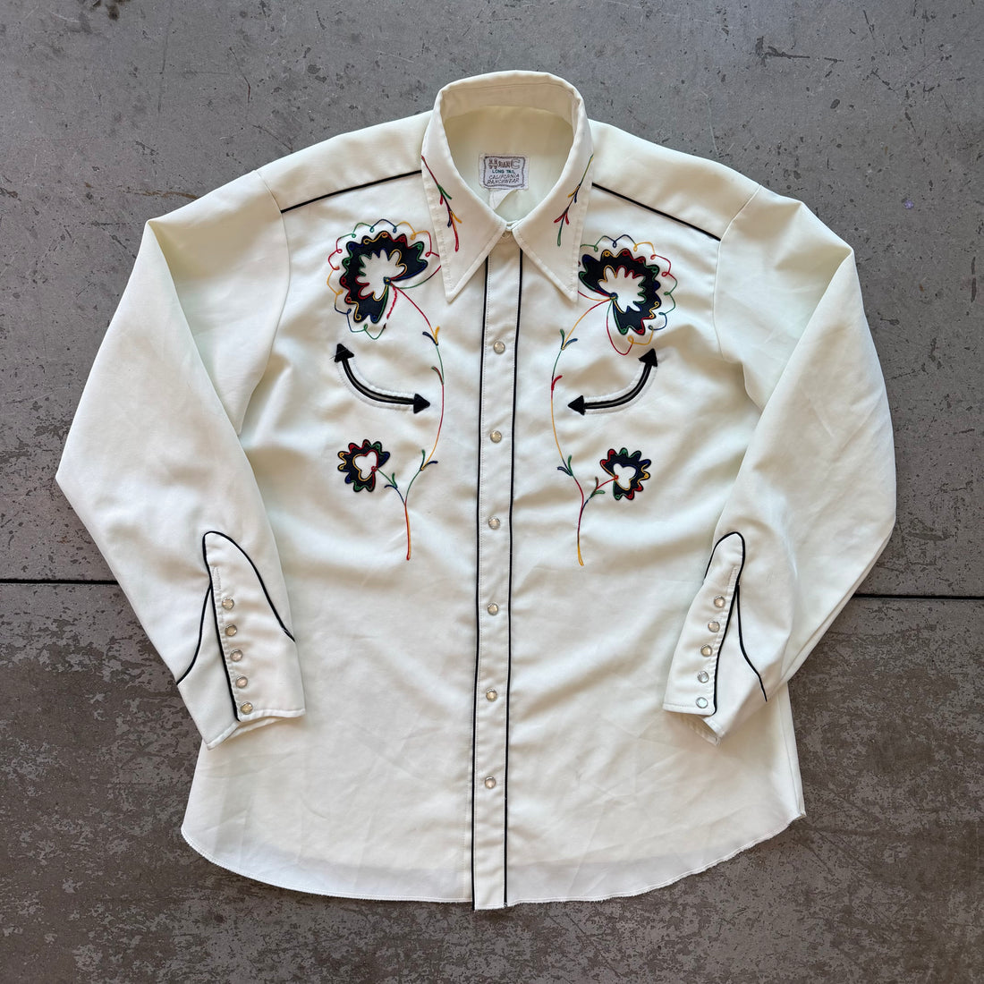 XL 80s H bar C Embroidered Pearl Snap