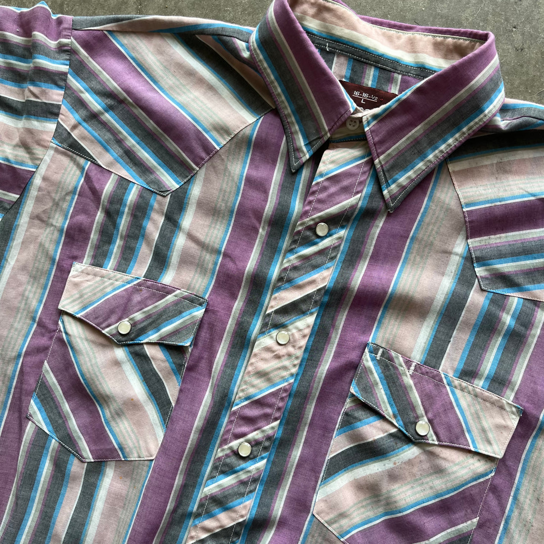L 90s Wrangler Pearl Snap Tee
