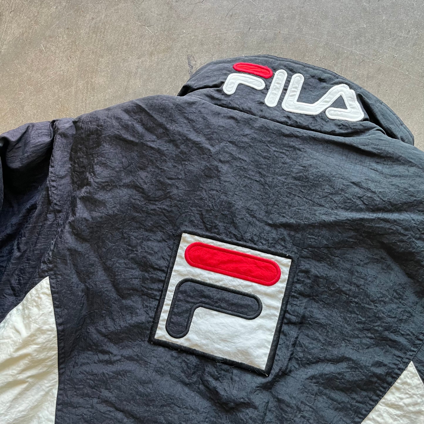 L 90s Fila Jacket Black