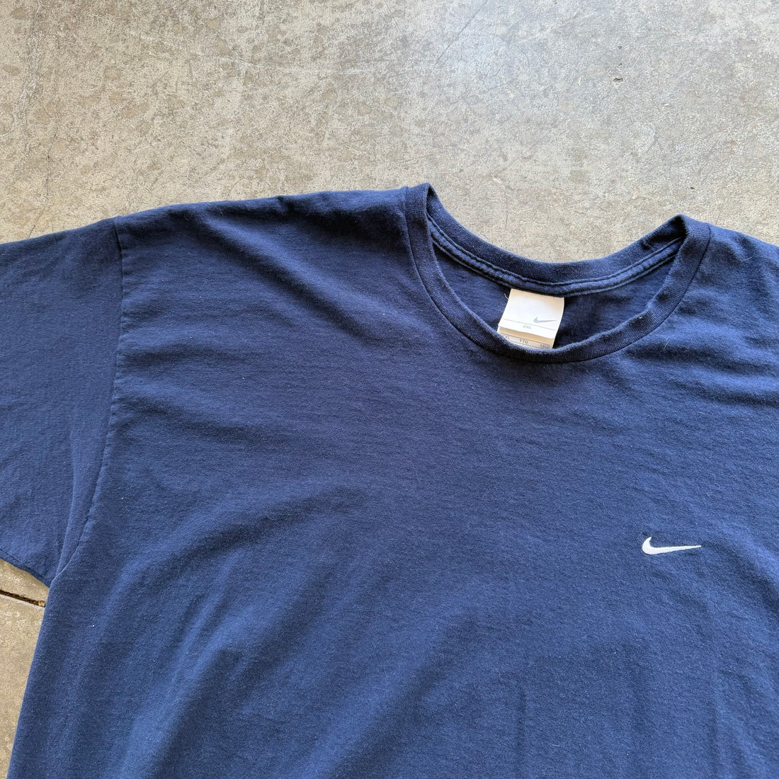 XXL 00s Navy Nike Tee