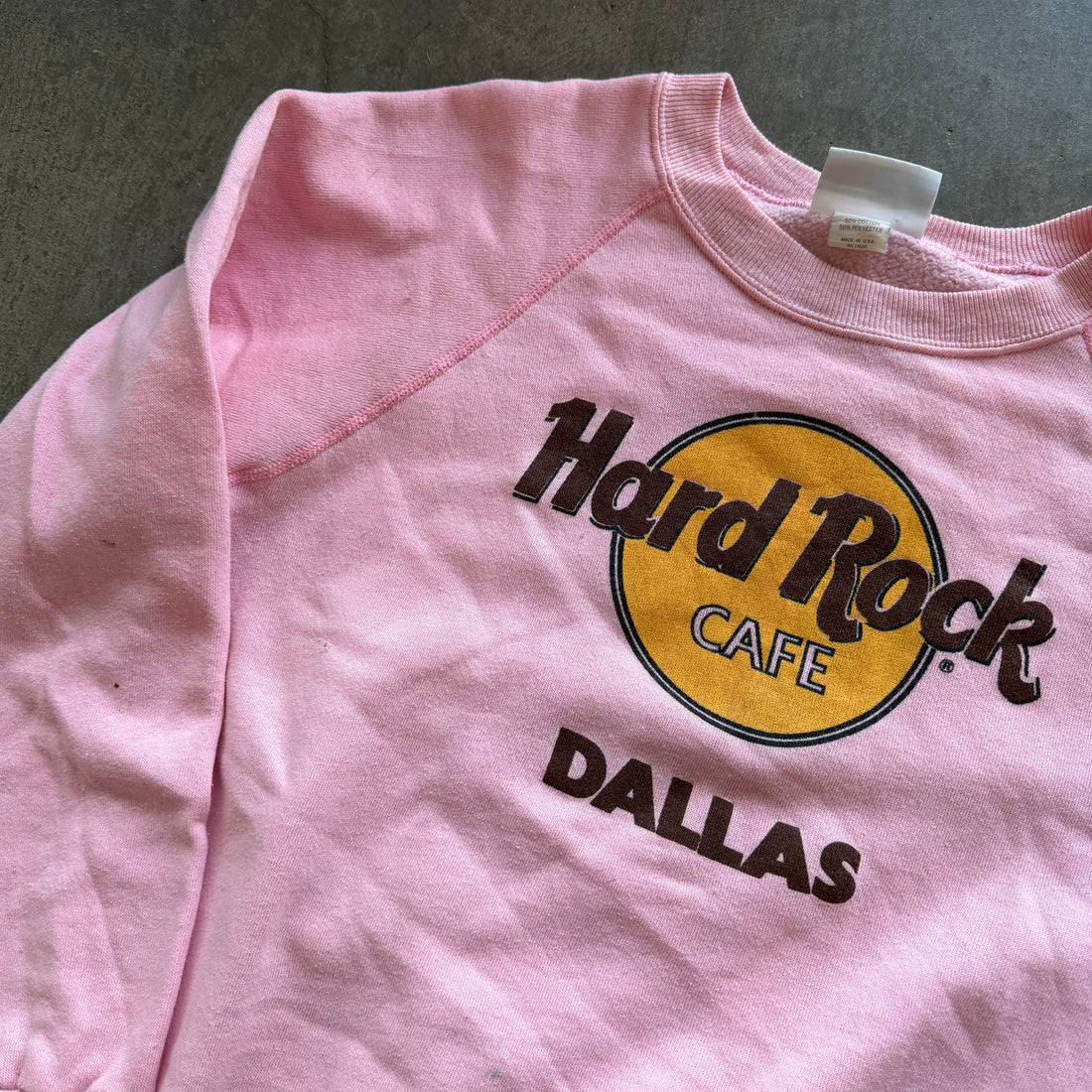 L 90s Hard Rock Dallas Crewneck