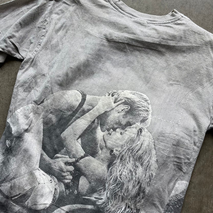 XL 90s Triumph AOP Kissing Tee