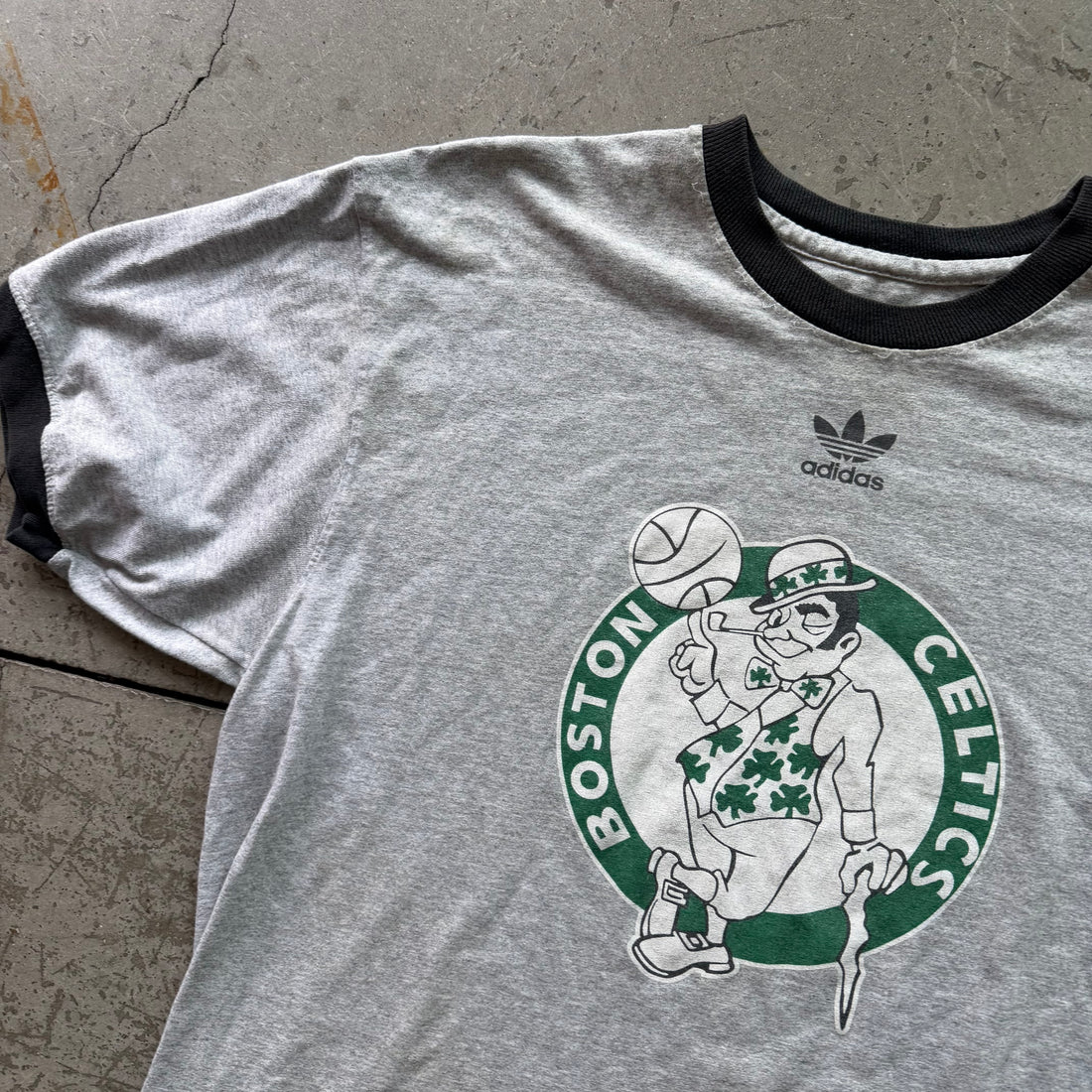 XL 00s Celtics Ringer Tee