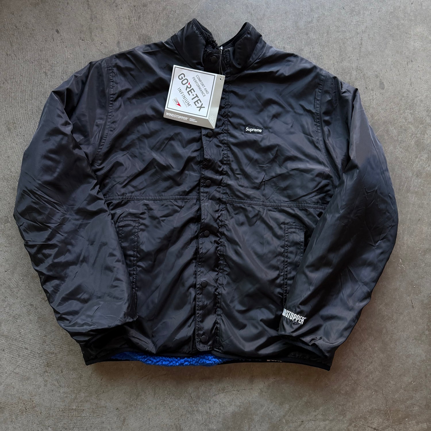 L Supreme Reversible Multicolor Fleece