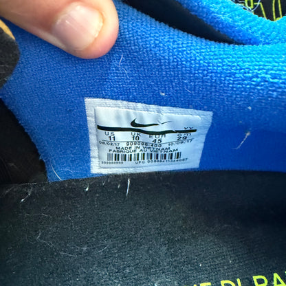 11 Used Nike FC Classic