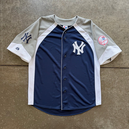L 00s New York Yankees Jersey