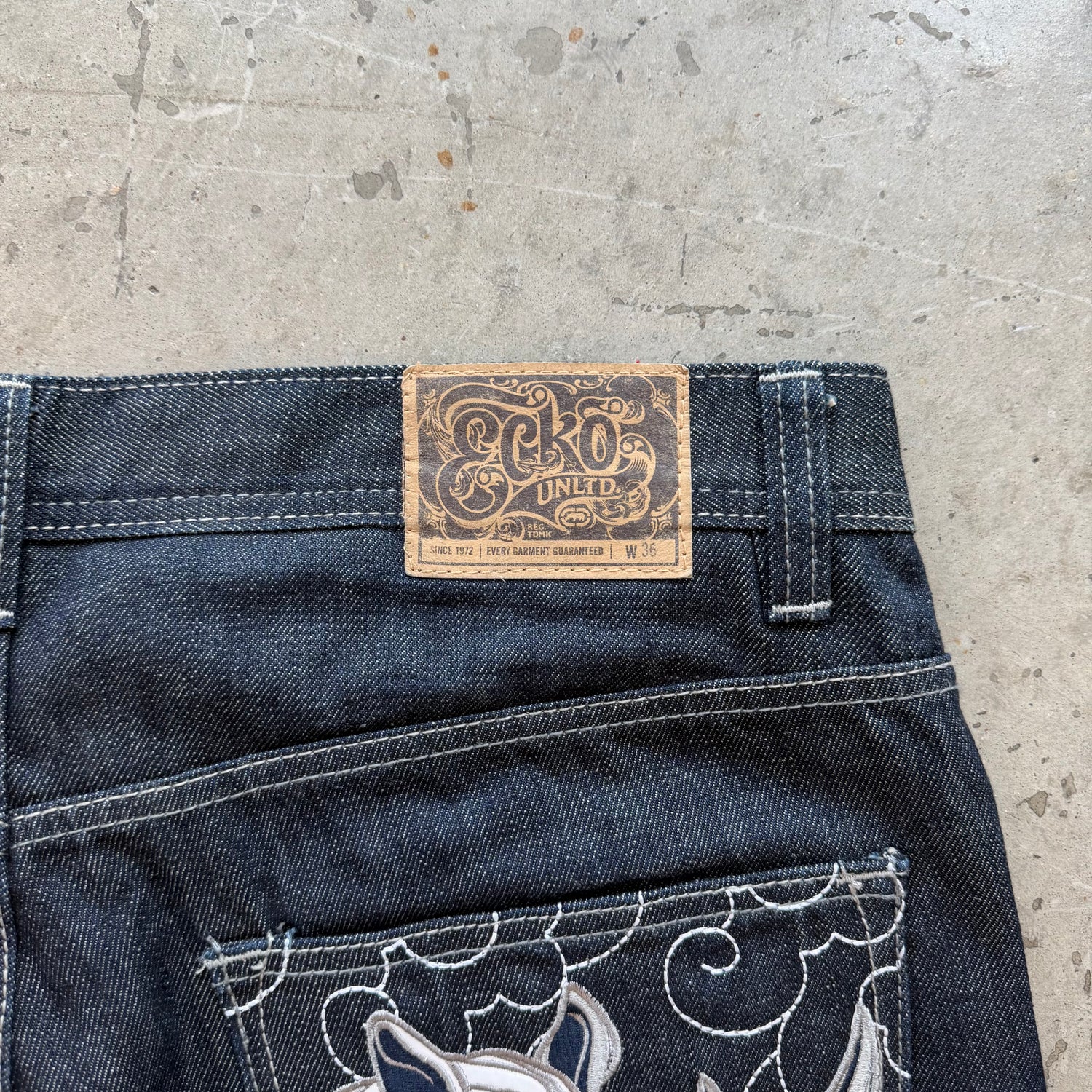 36x34 Y2K Ecko Rhino Jeans