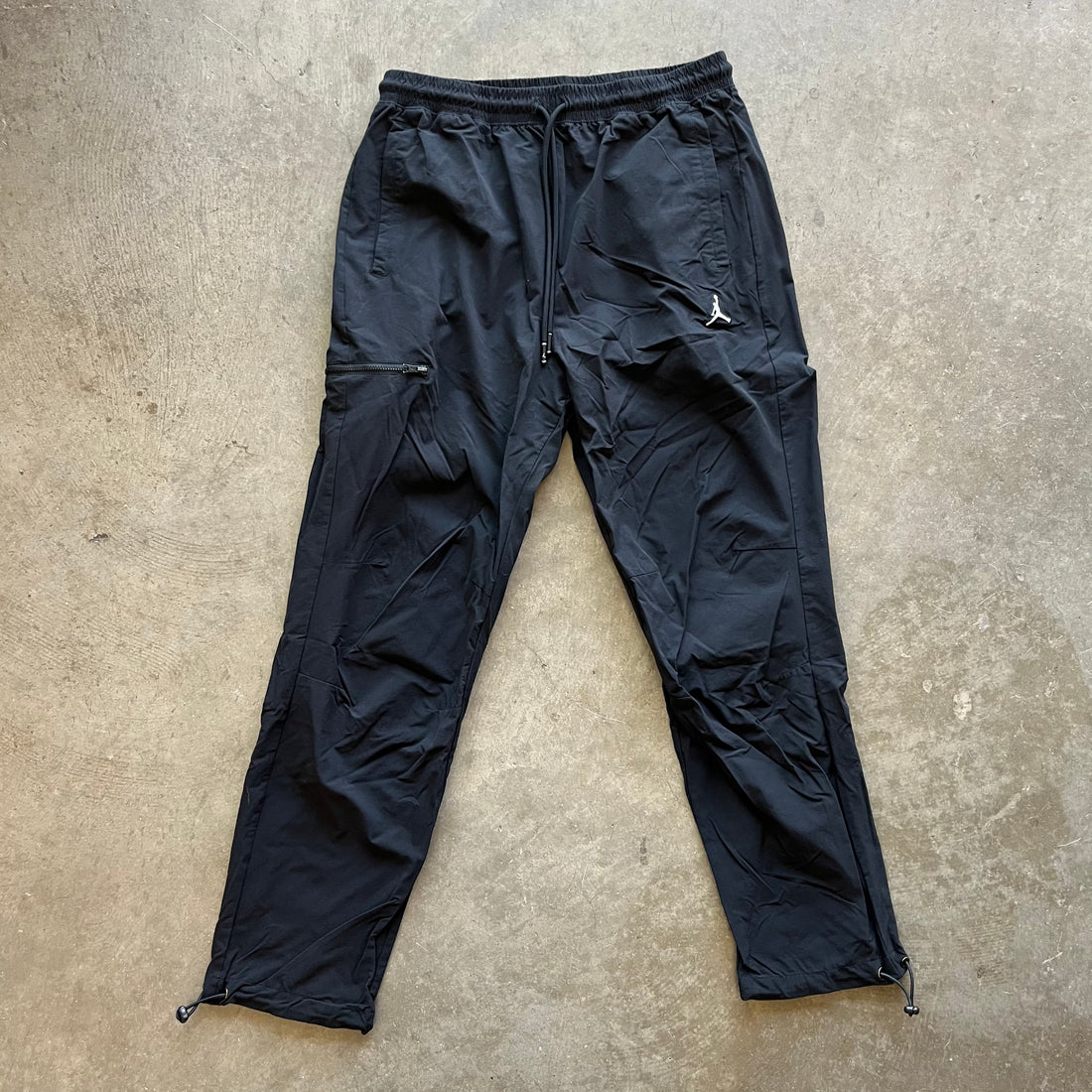 L 00s Jordan Trackpants