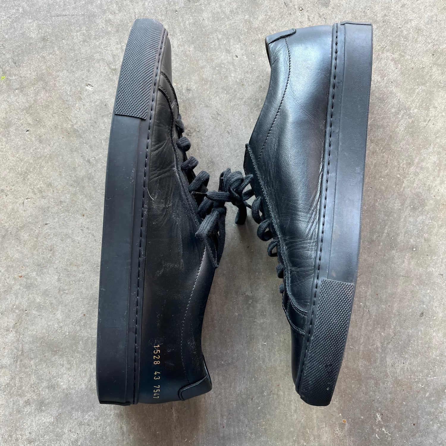 43eu Triple Black Common Projects Low