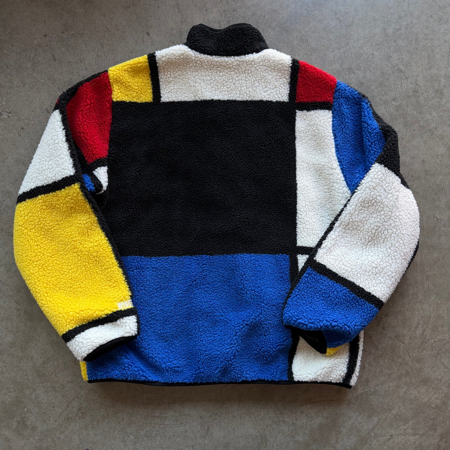 L Supreme Reversible Multicolor Fleece
