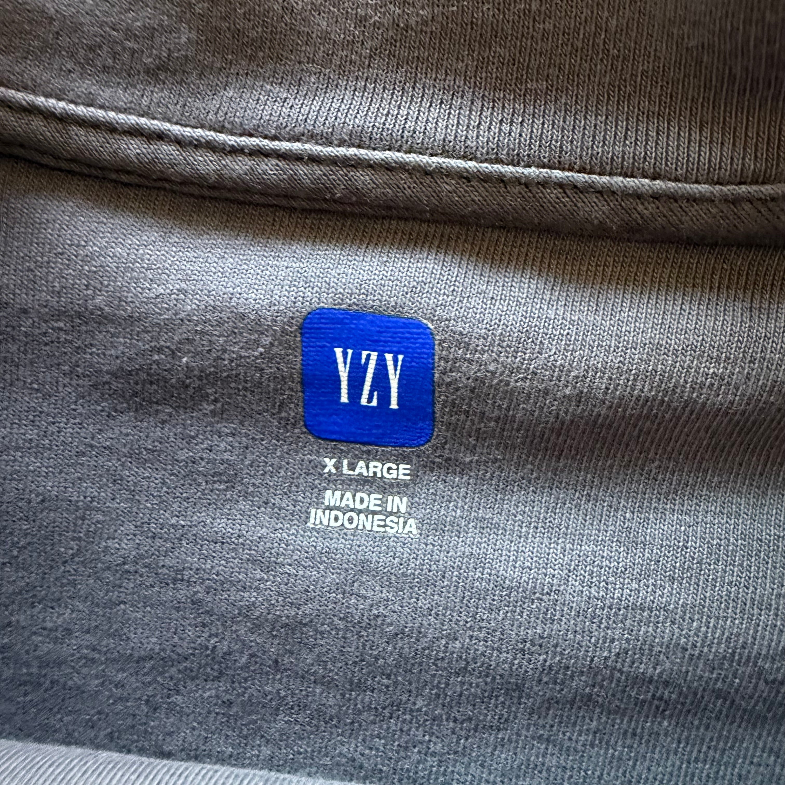 XL YZY Gap Logo Tee Gray
