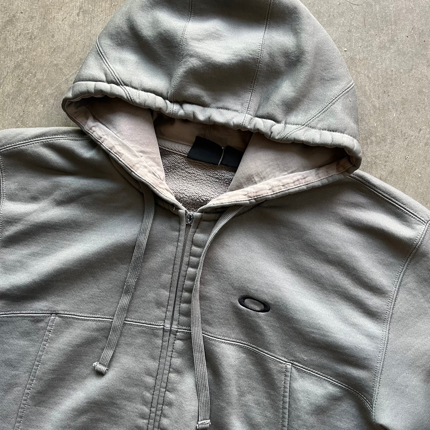 M 00s Oakley Full Zip Hoodie