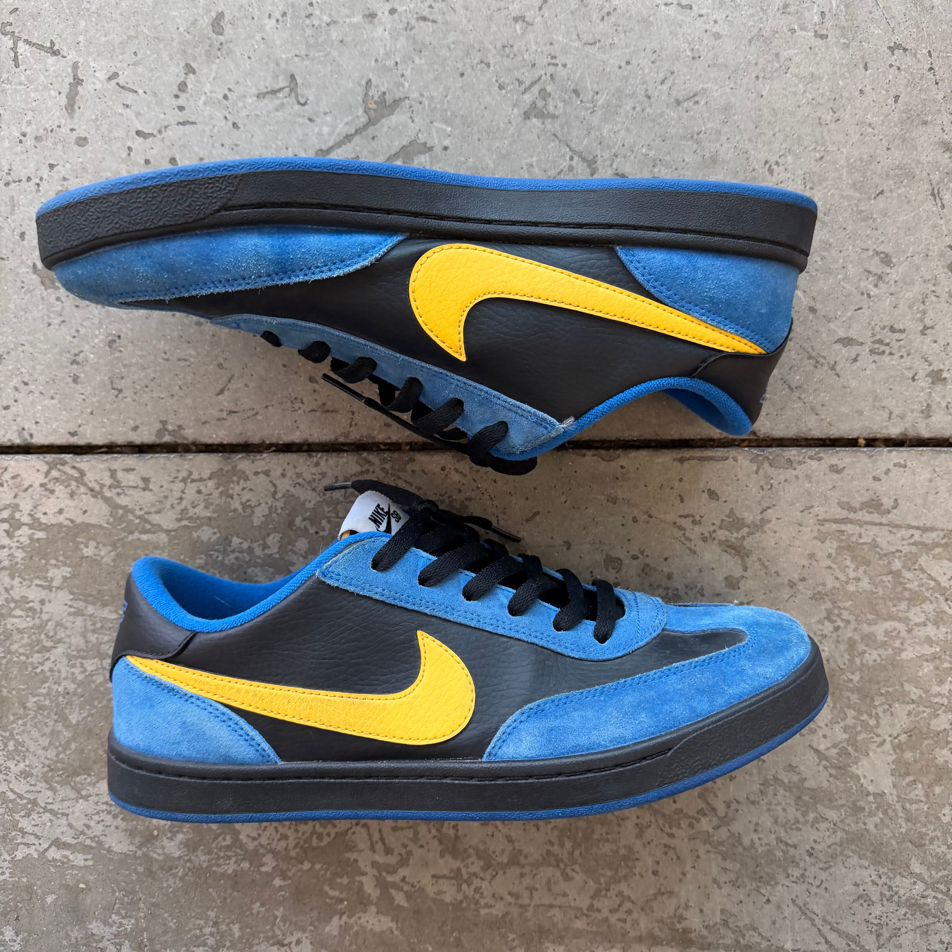 11 Used Nike FC Classic