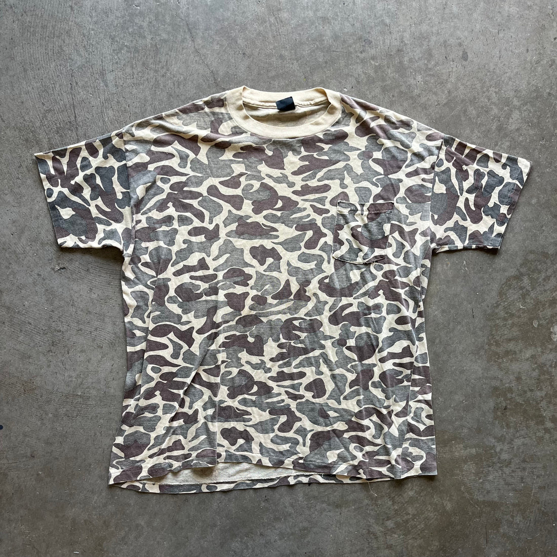 XL Vintage Camo Blank