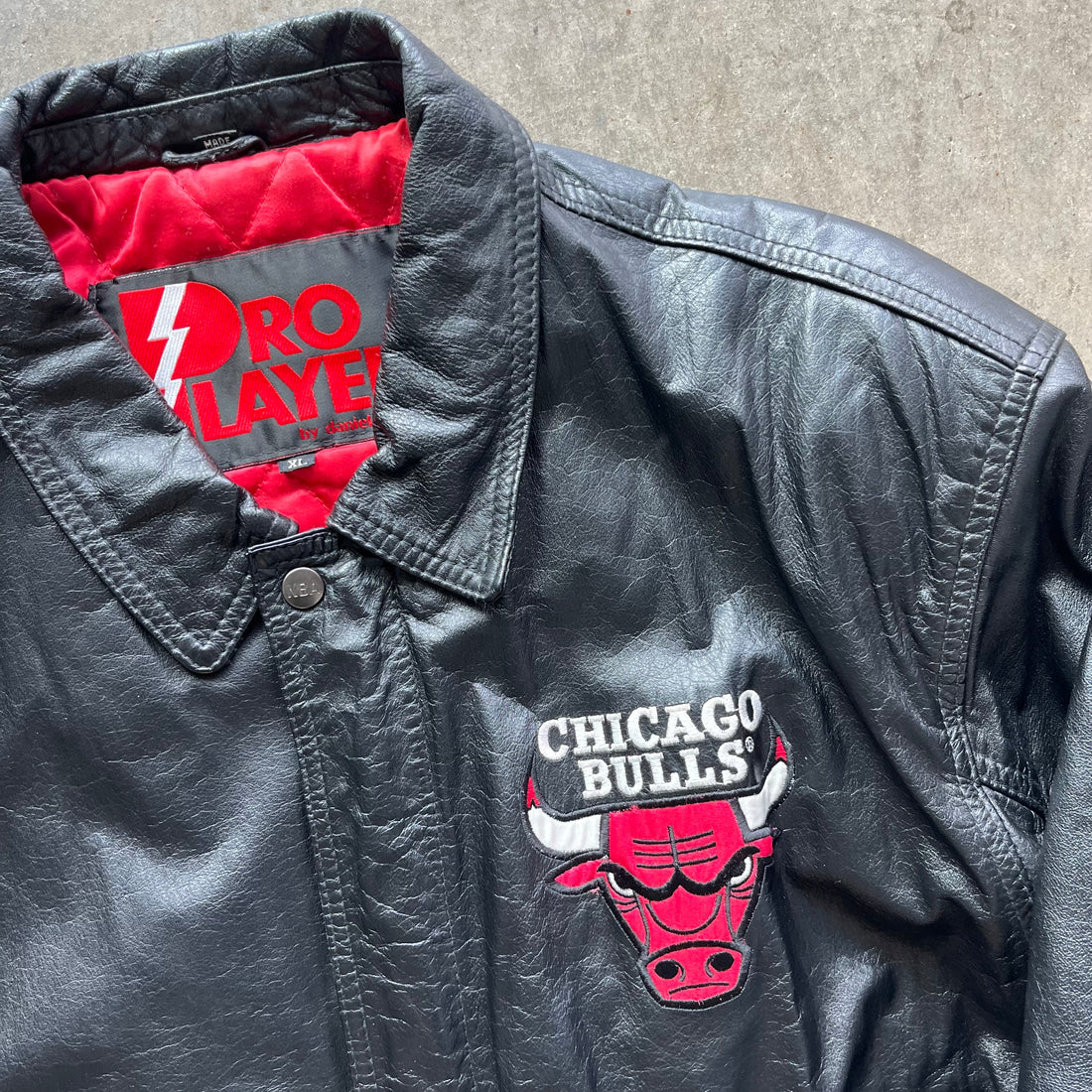 XL 90s Bulls Leather Pro Player Jacket