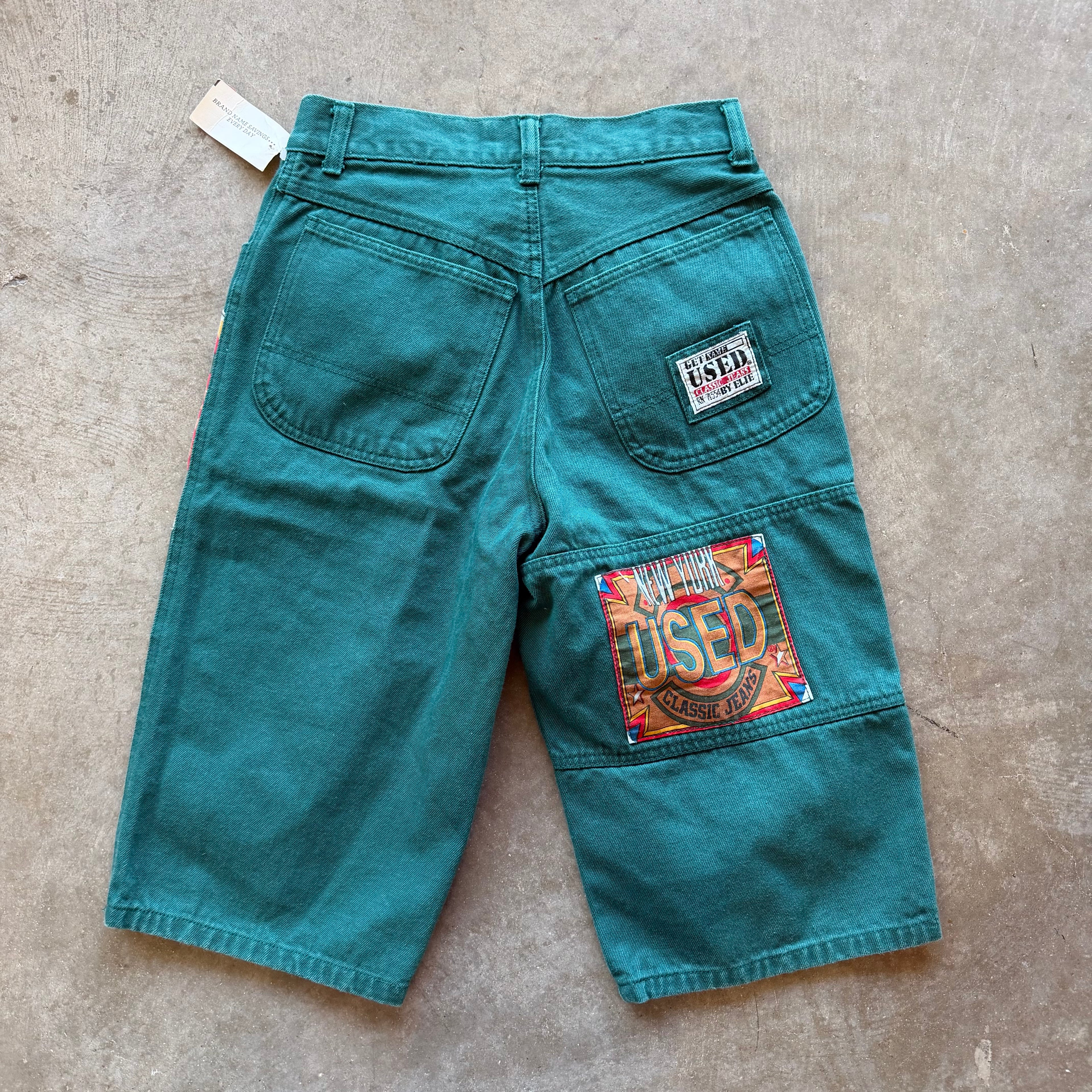 27w 90s “Used” Green Shorts