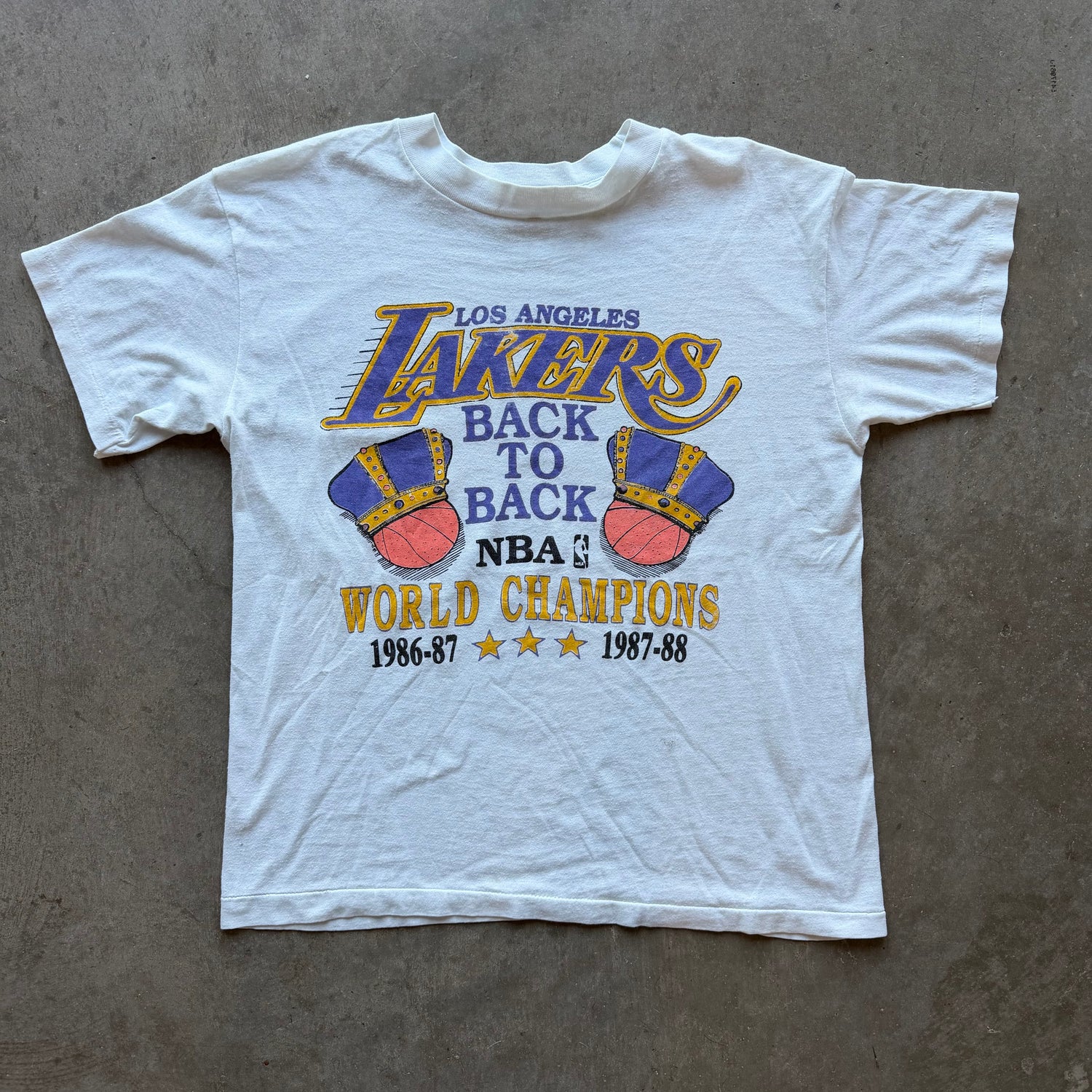 M 88 Lakers Tee
