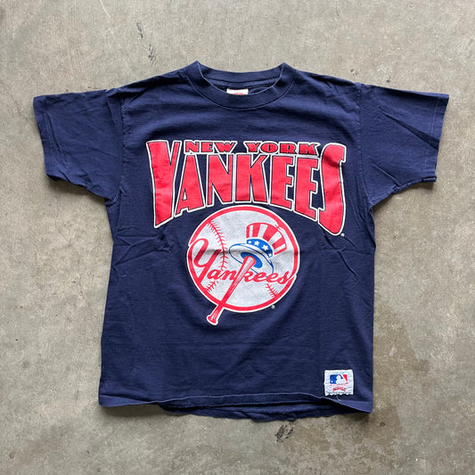 L 90s Yankees Tee