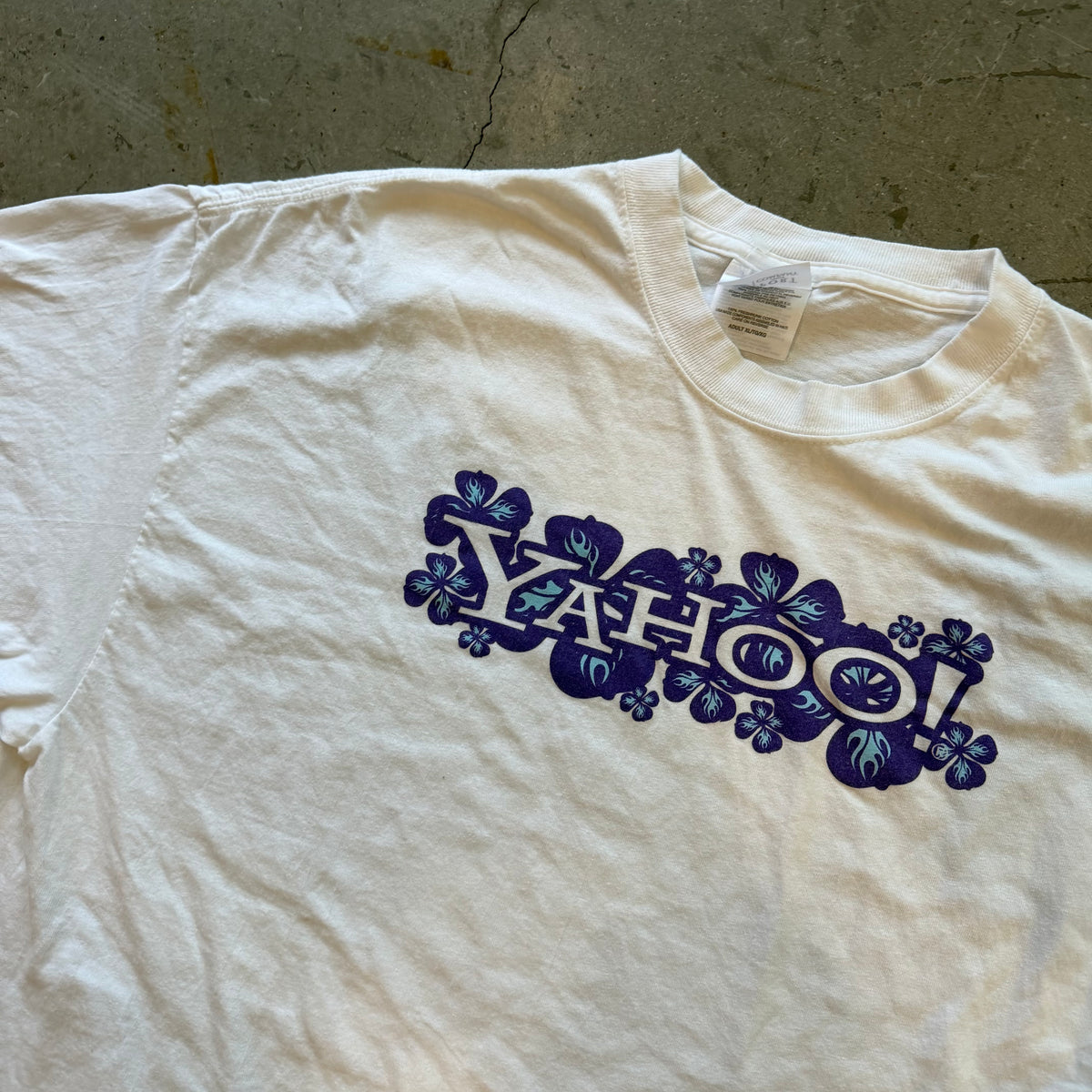 XL 00s Yahoo Tee
