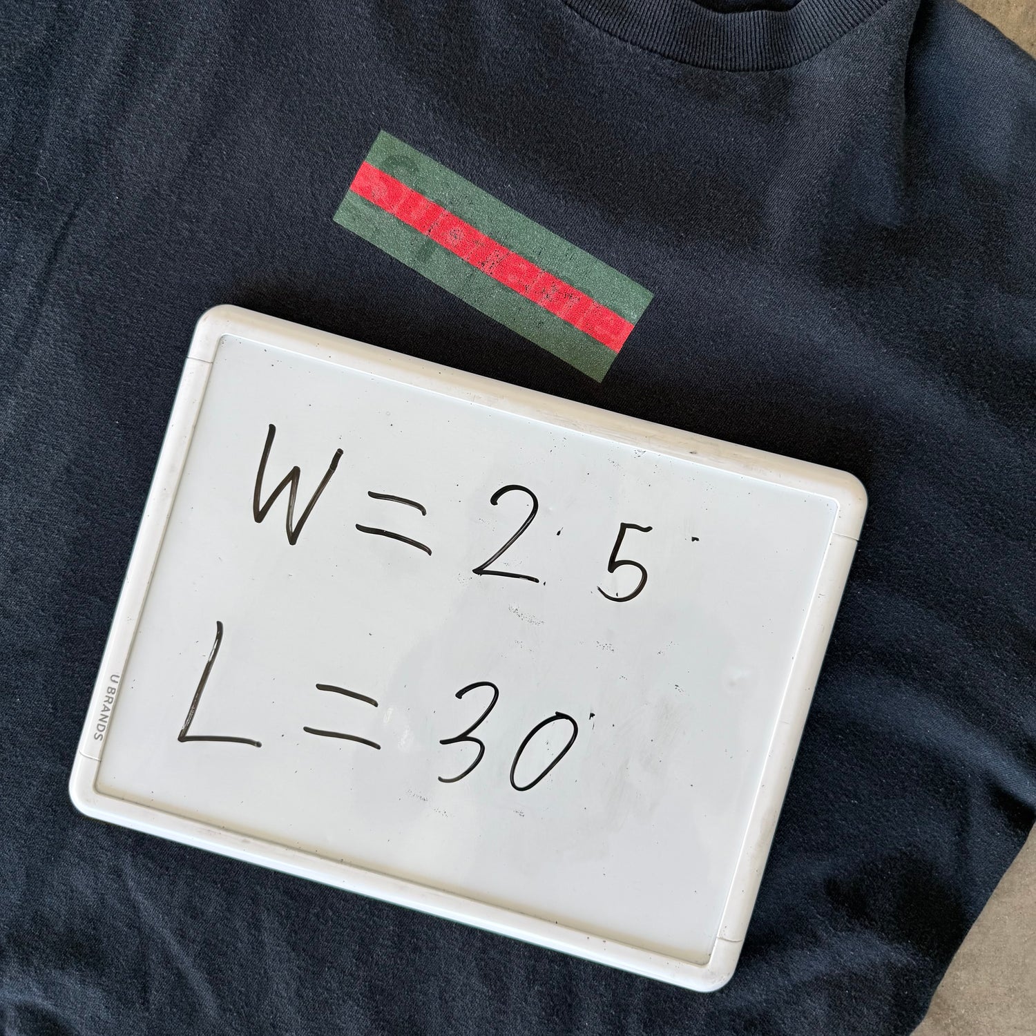 XL 04 Supreme Gucci Box Logo Black