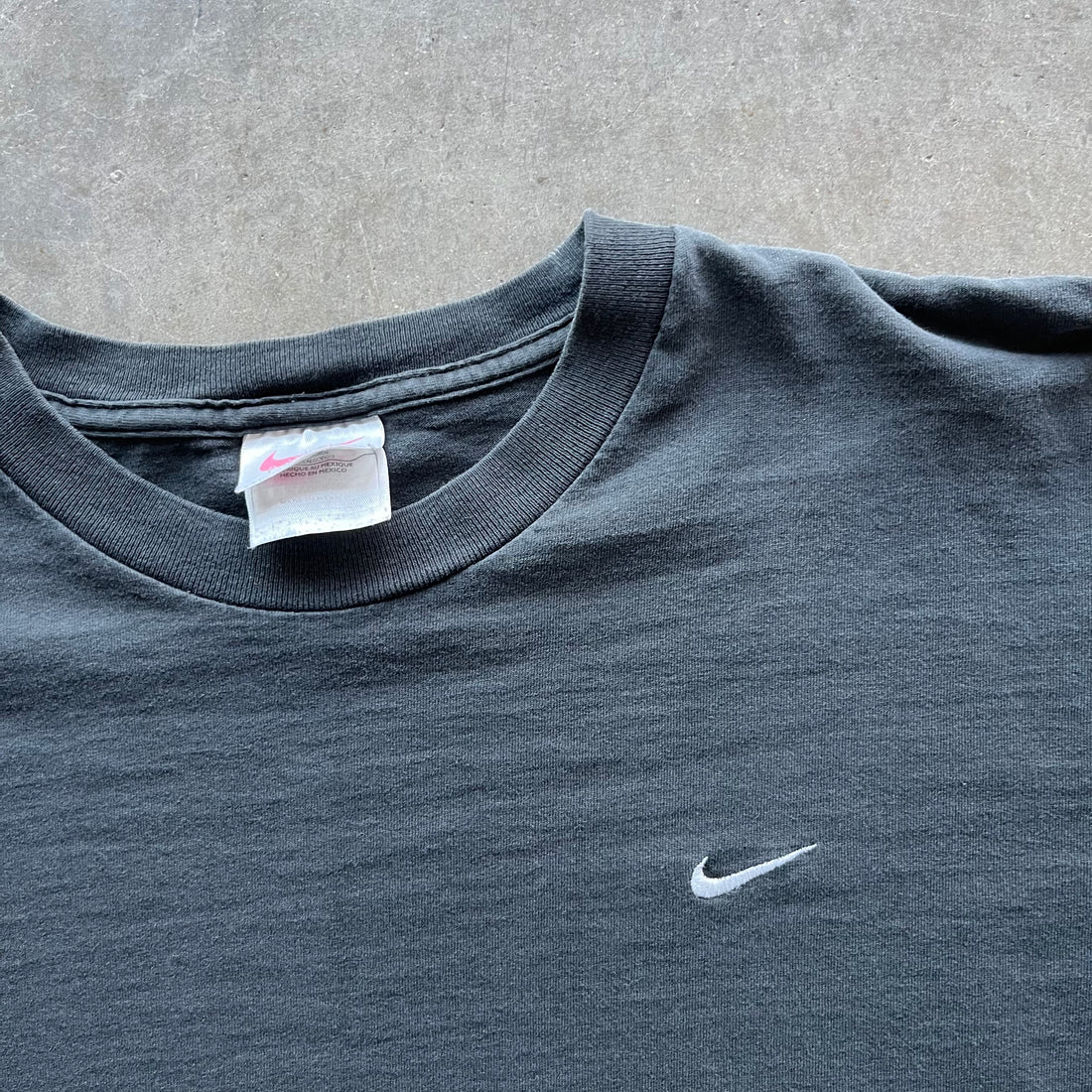 L 90s Nike Tee