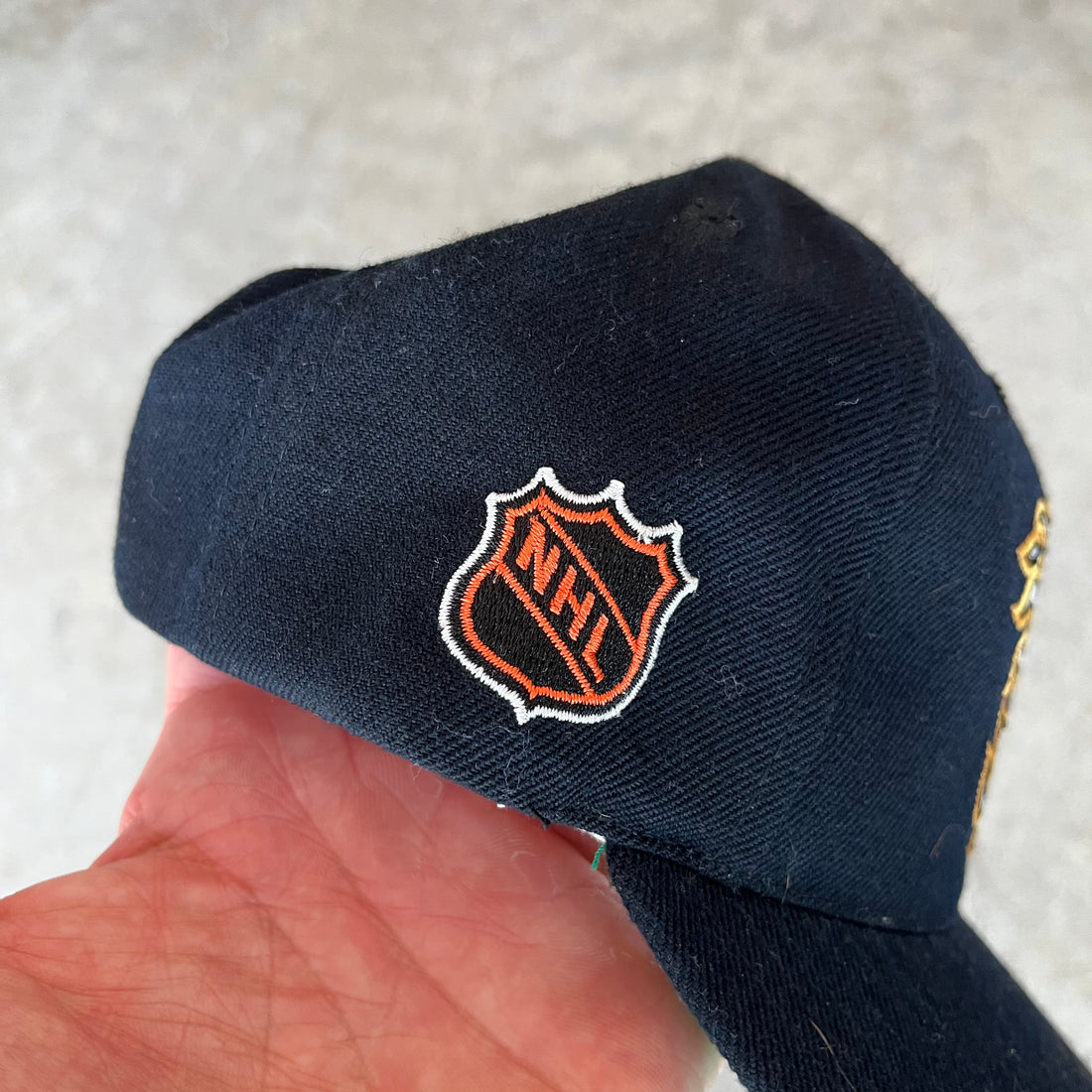 90s Calgary Flames Sports Specialties Snapback