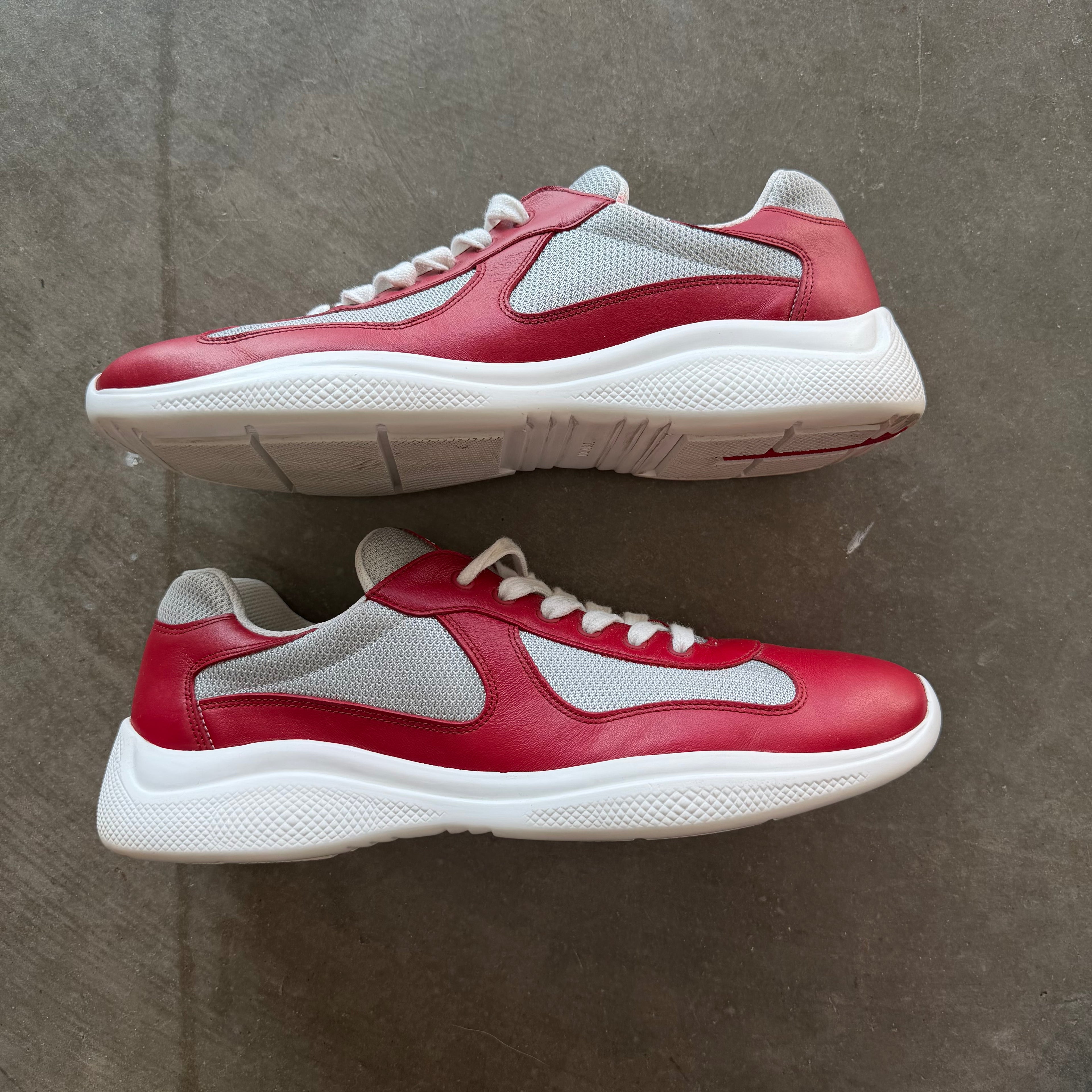 13 Prada America Cup Red
