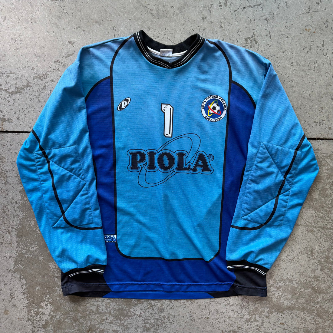 L 03 Piola Goalie Kit