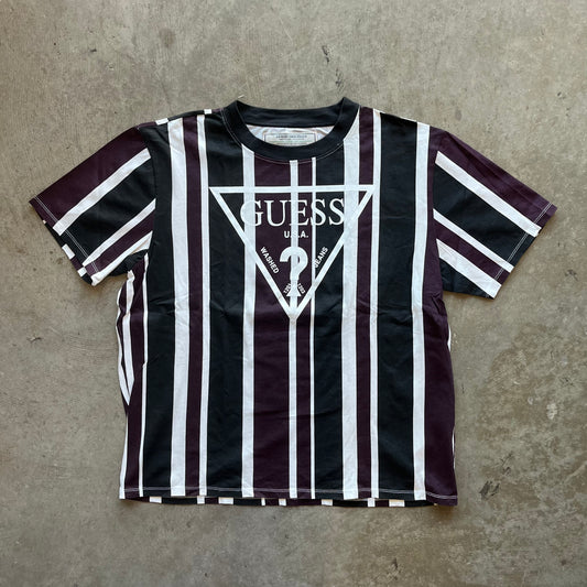 L 00s Guess Tee