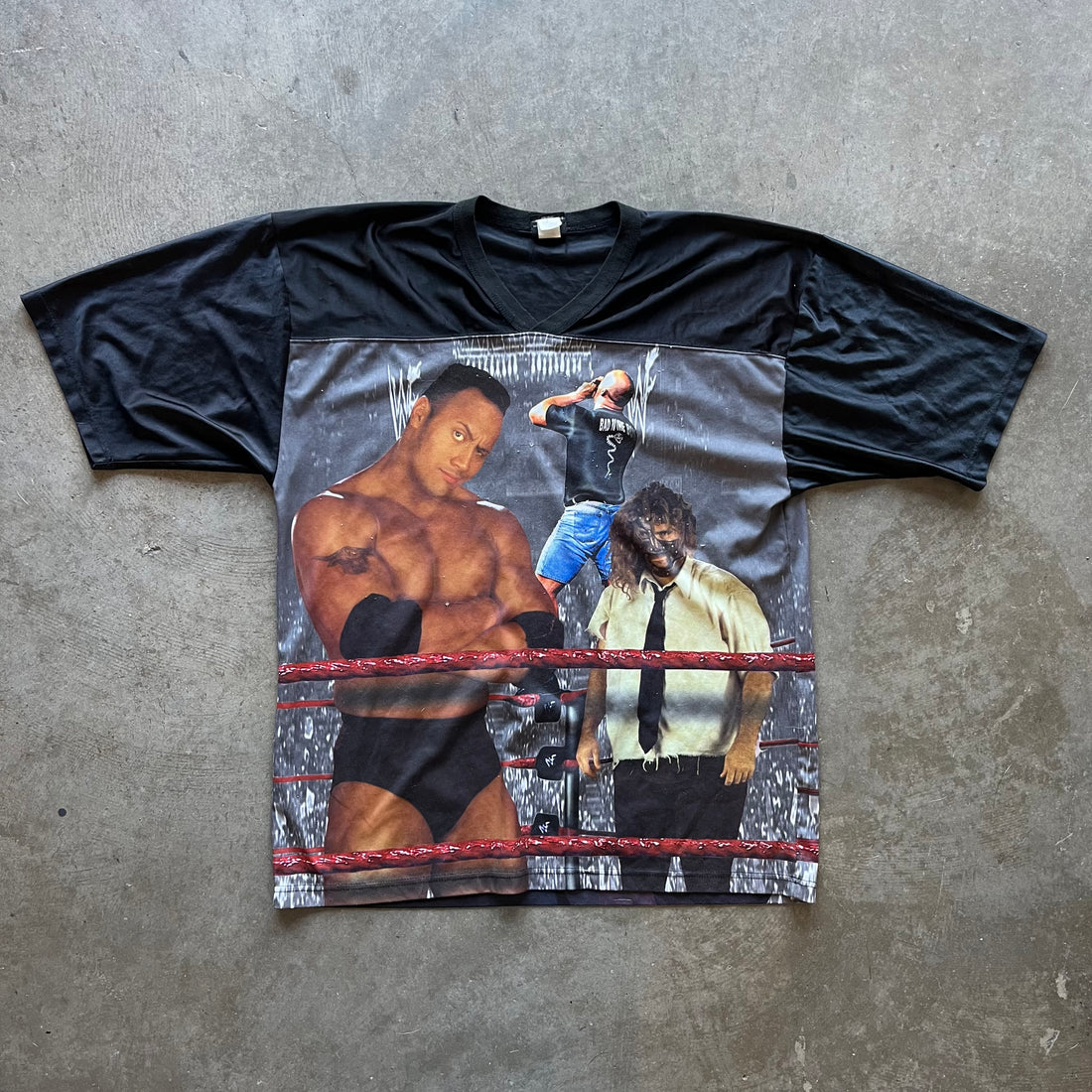 XL 99 WWF War Zone Jersey