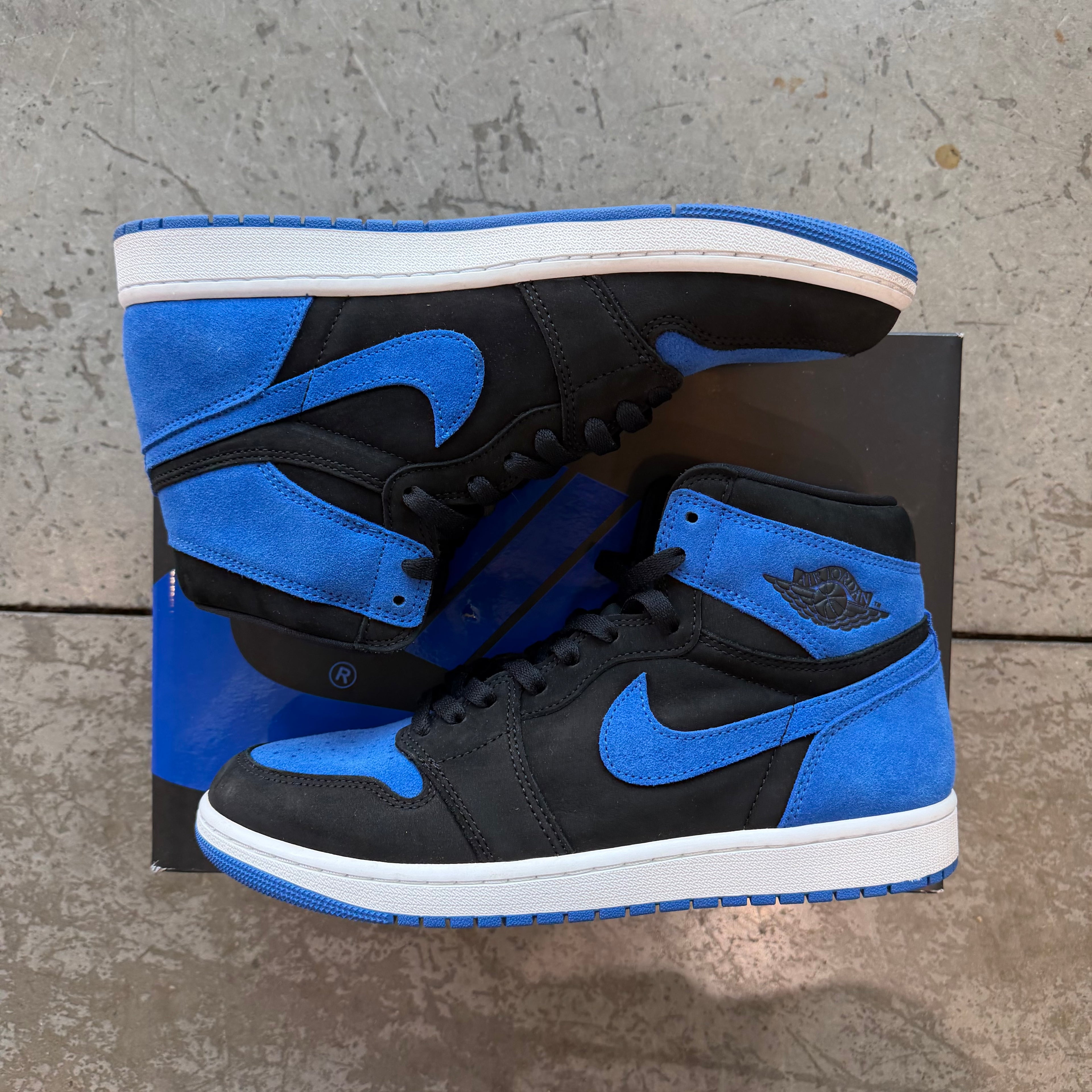 10 Like New Jordan 1 High Royal