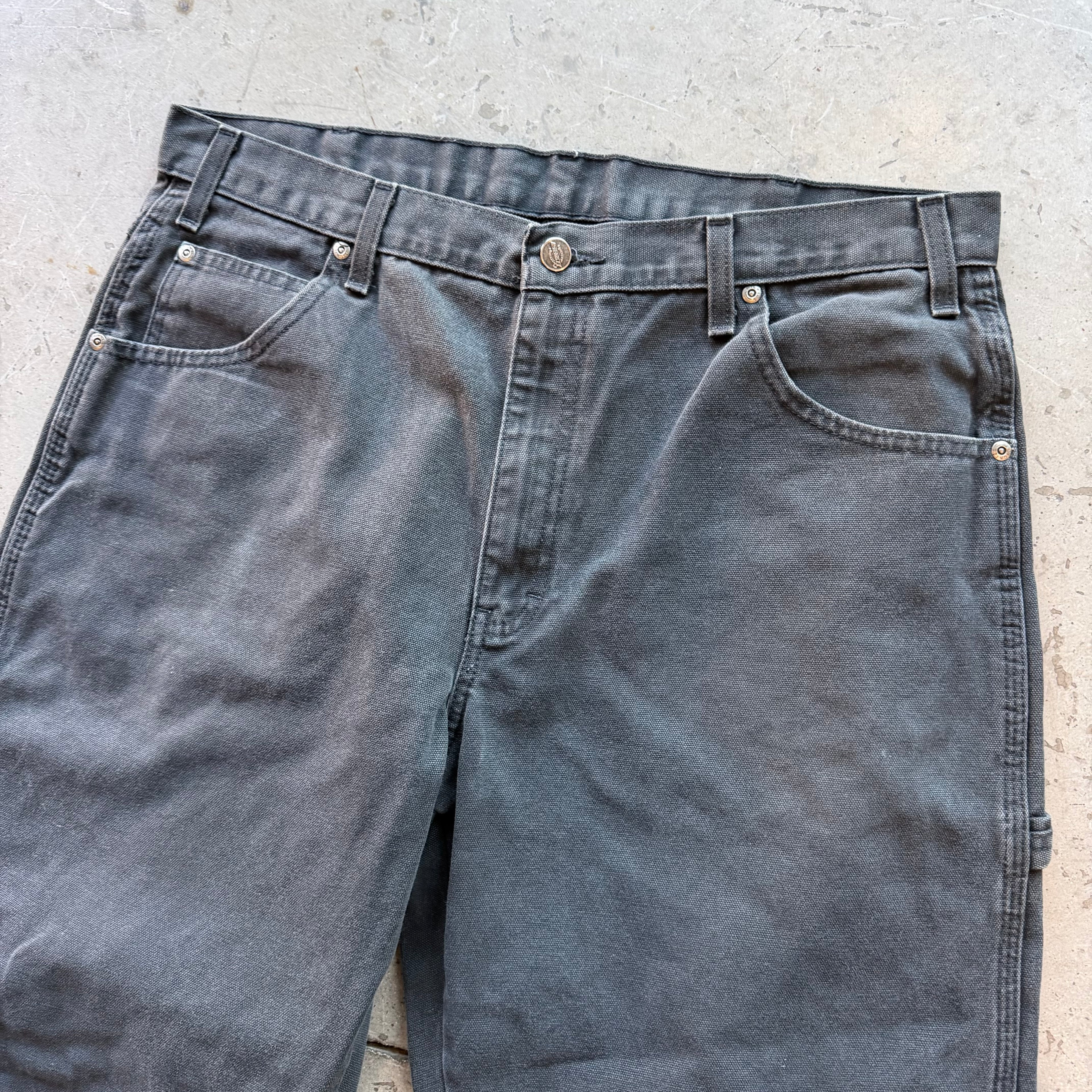 36x32 00s Black Dickies Pants