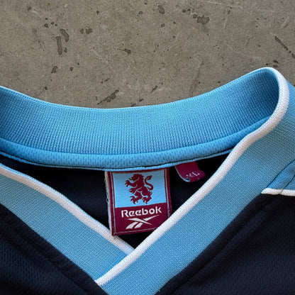 XL 99 Aston Villa Soccer Jersey