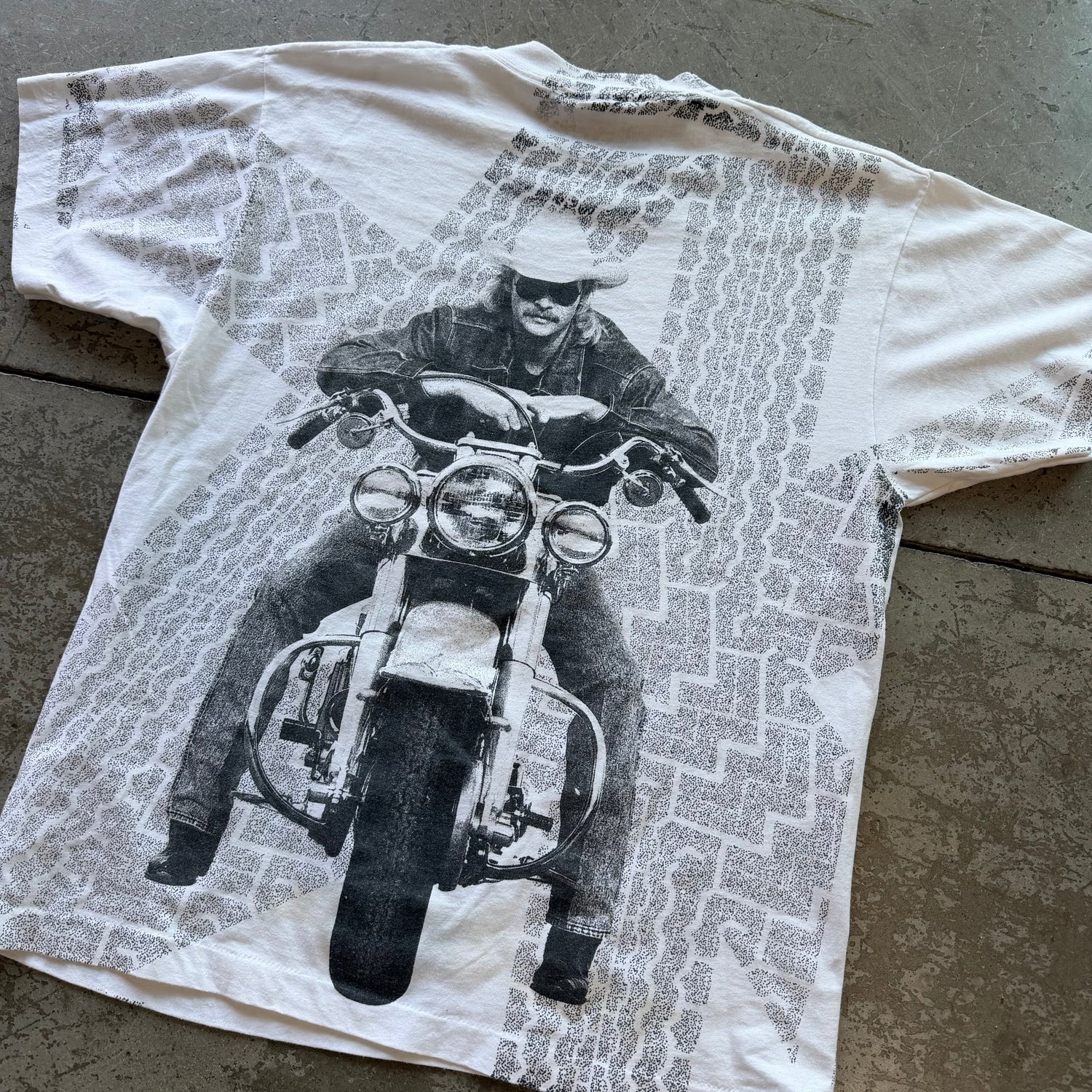 L 90s Alan Jackson AOP Tee