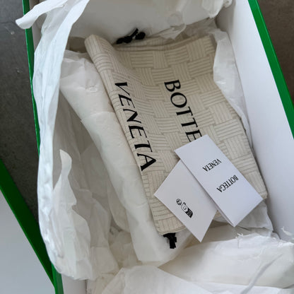 7 Bottega Veneta Orbit Zesty Basalt
