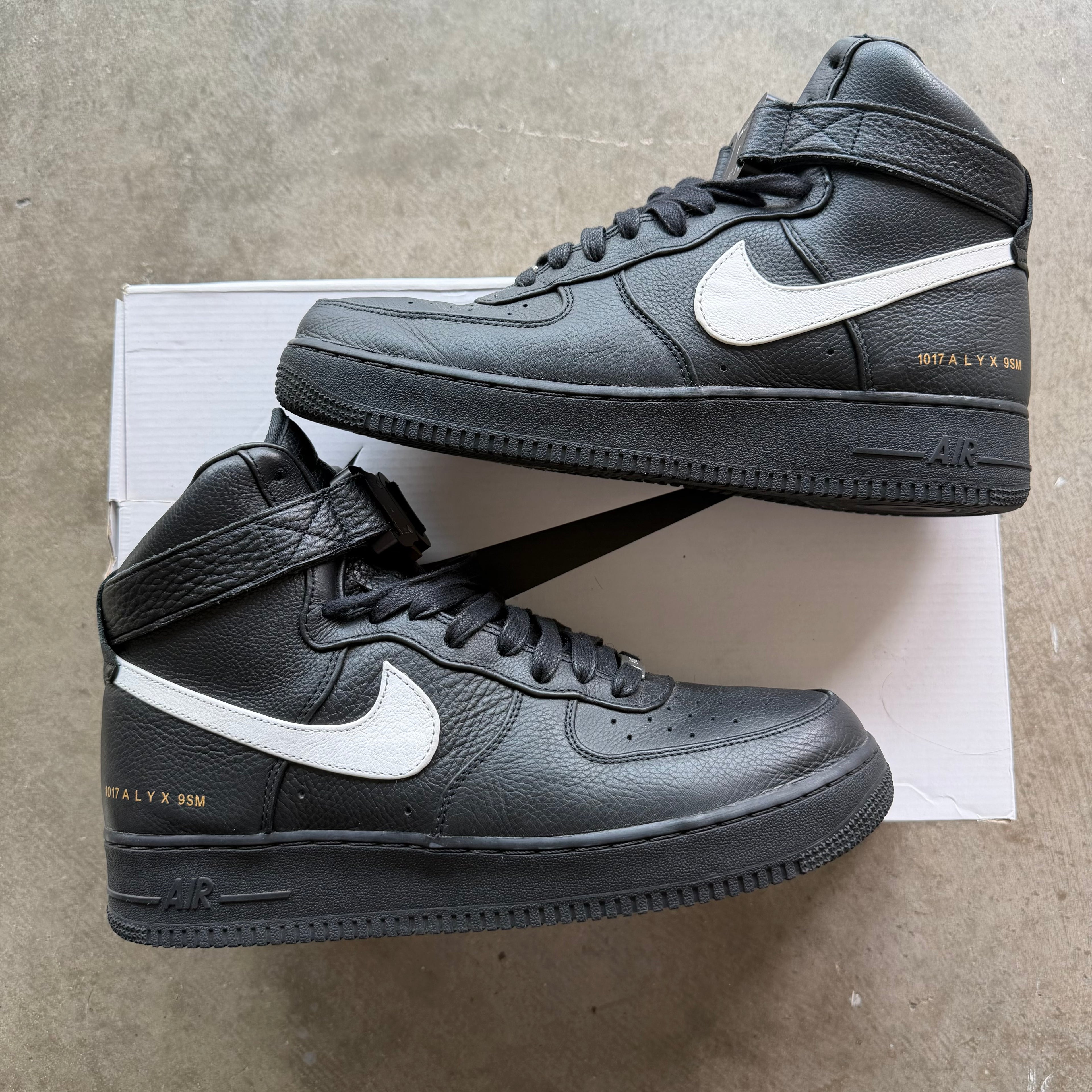 12 Nike Alyx Air Force 1 High Black
