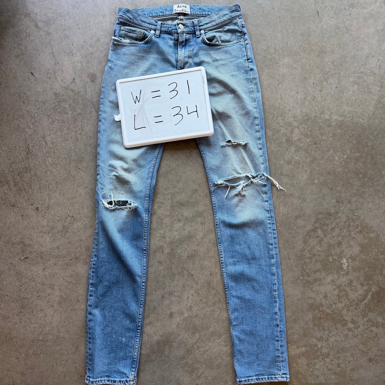 31x34 Acne Studios Jeans