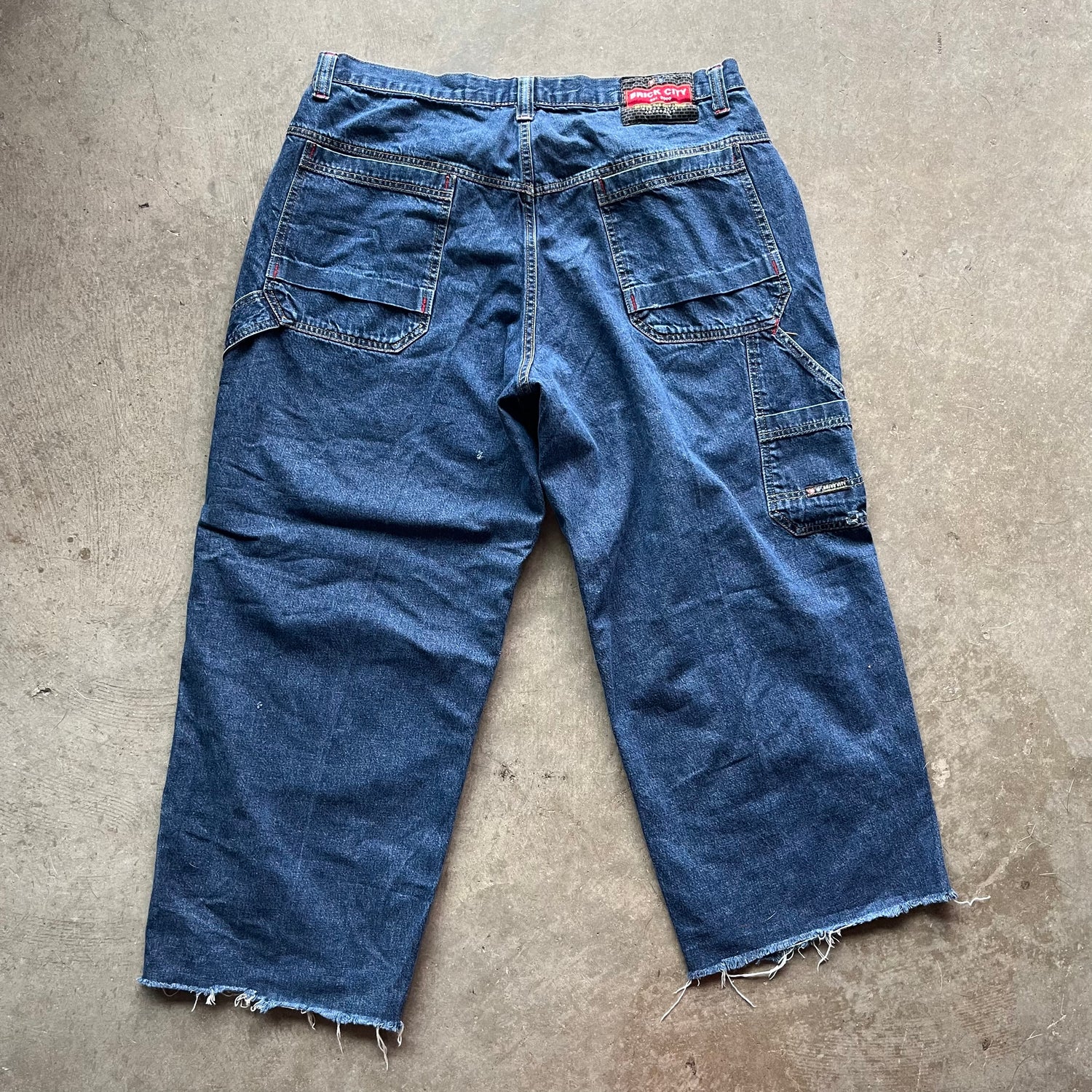 36x32 00s Brick City Jeans