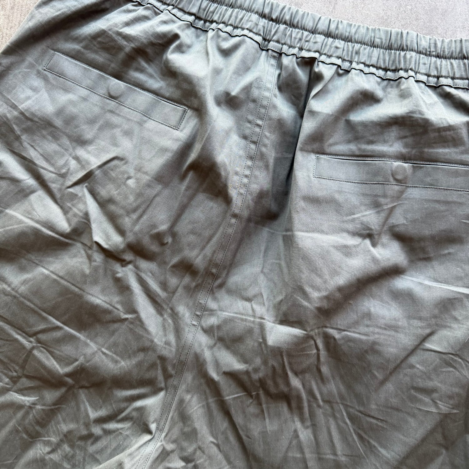 XL Rick Owens Cargobela Shorts Green