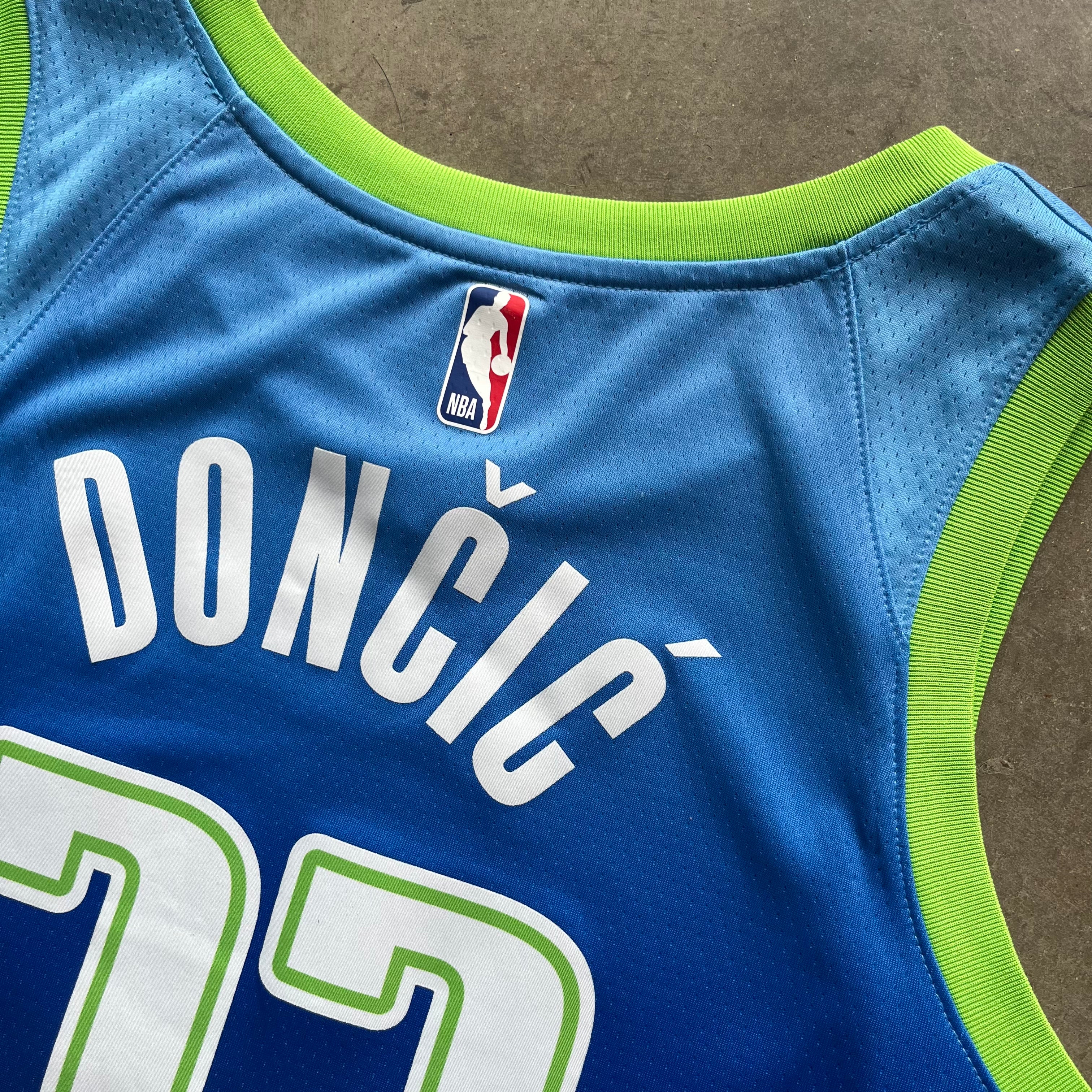 L Luka Doncic City Edition Mavs Jersey