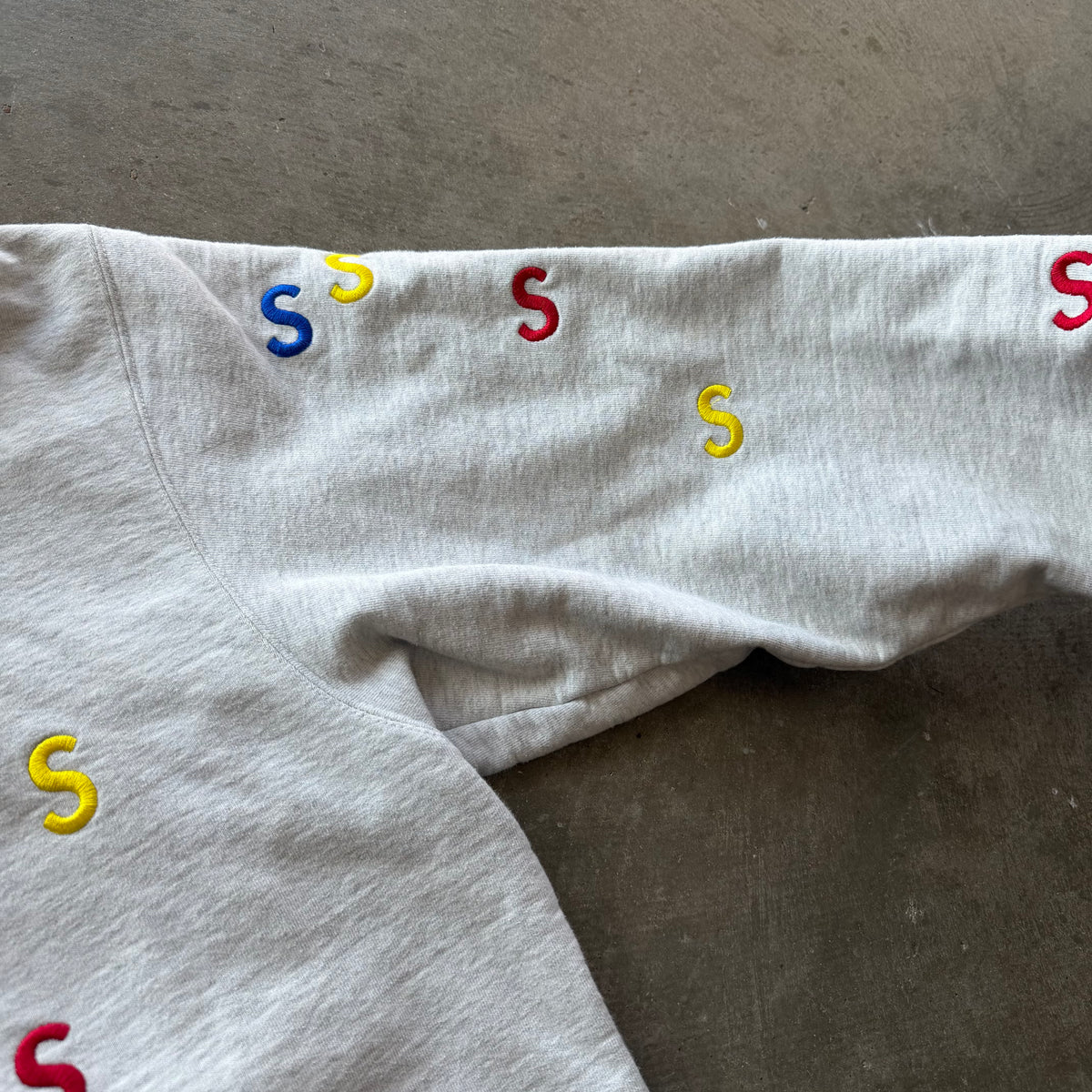 LSupreme Embroidered S Hoodie Gray